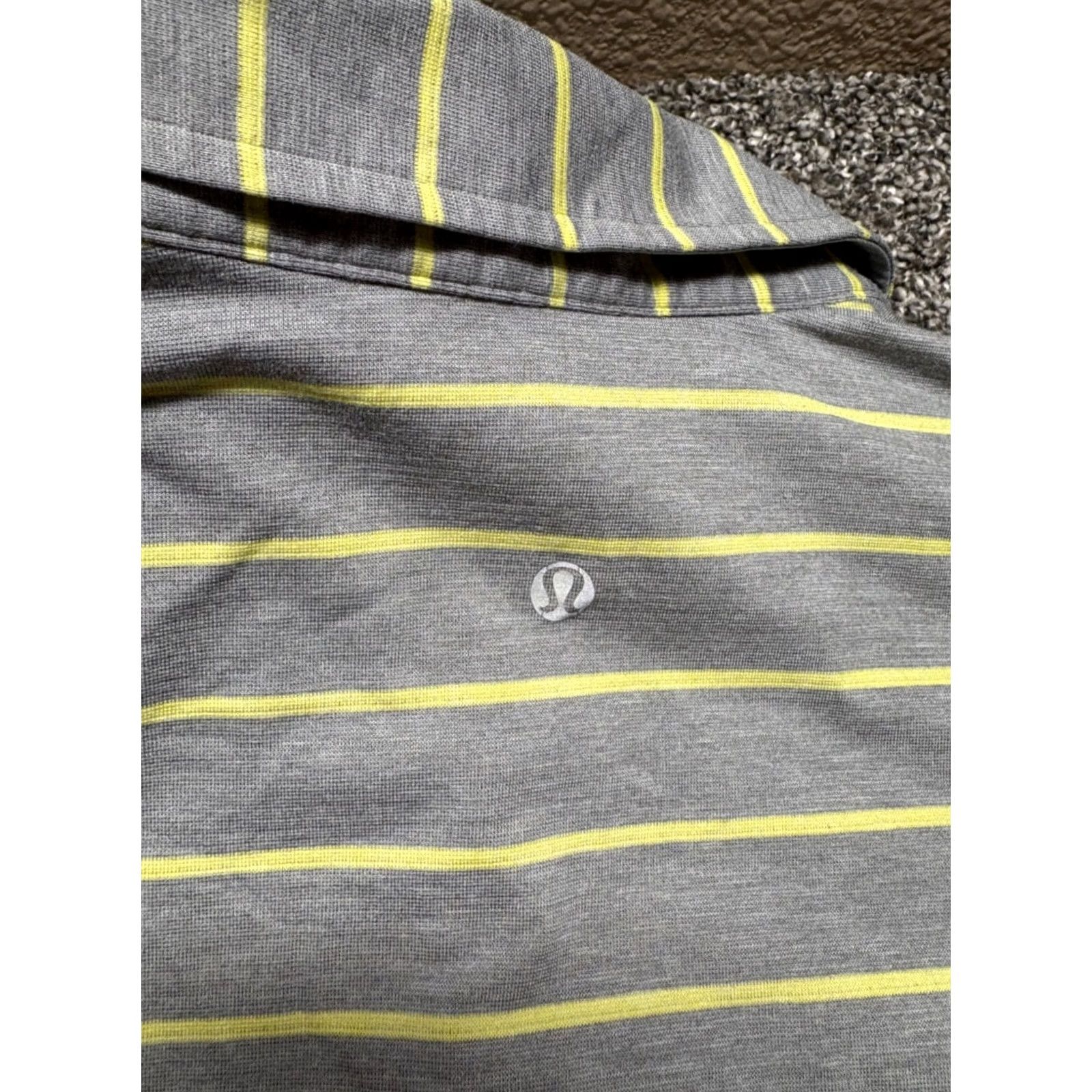 Lululemon Lululemon Evolution Polo Shirt Mens M Gray Yellow Striped Golf Athleisure Polo Shirt Size US M / EU 48-50 / 2 - 8 Thumbnail
