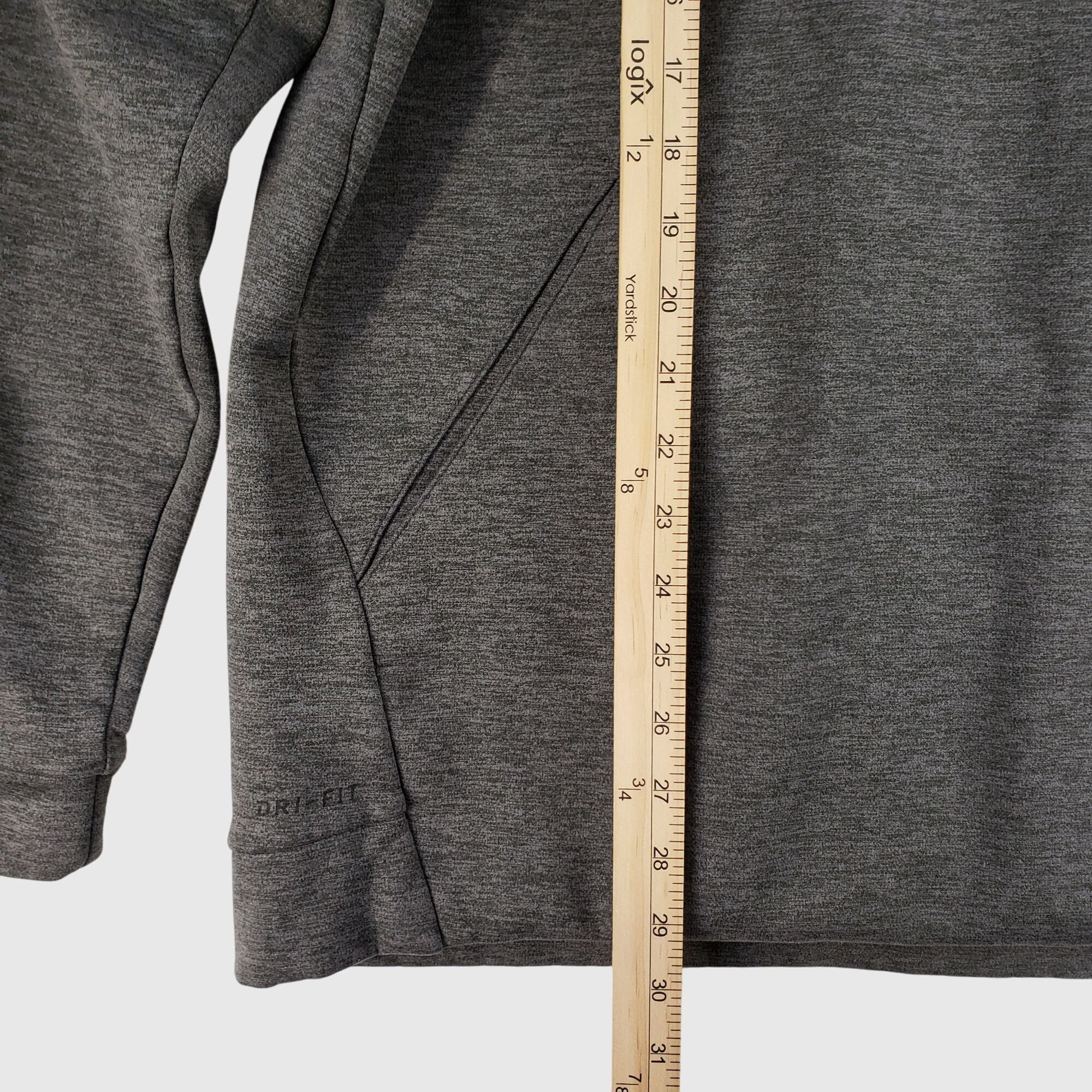 Nike Mens Nike Dri Fit Grey Hoodie Sweat Shirt Long Sleeve Size US XL / EU 56 / 4 - 5 Thumbnail