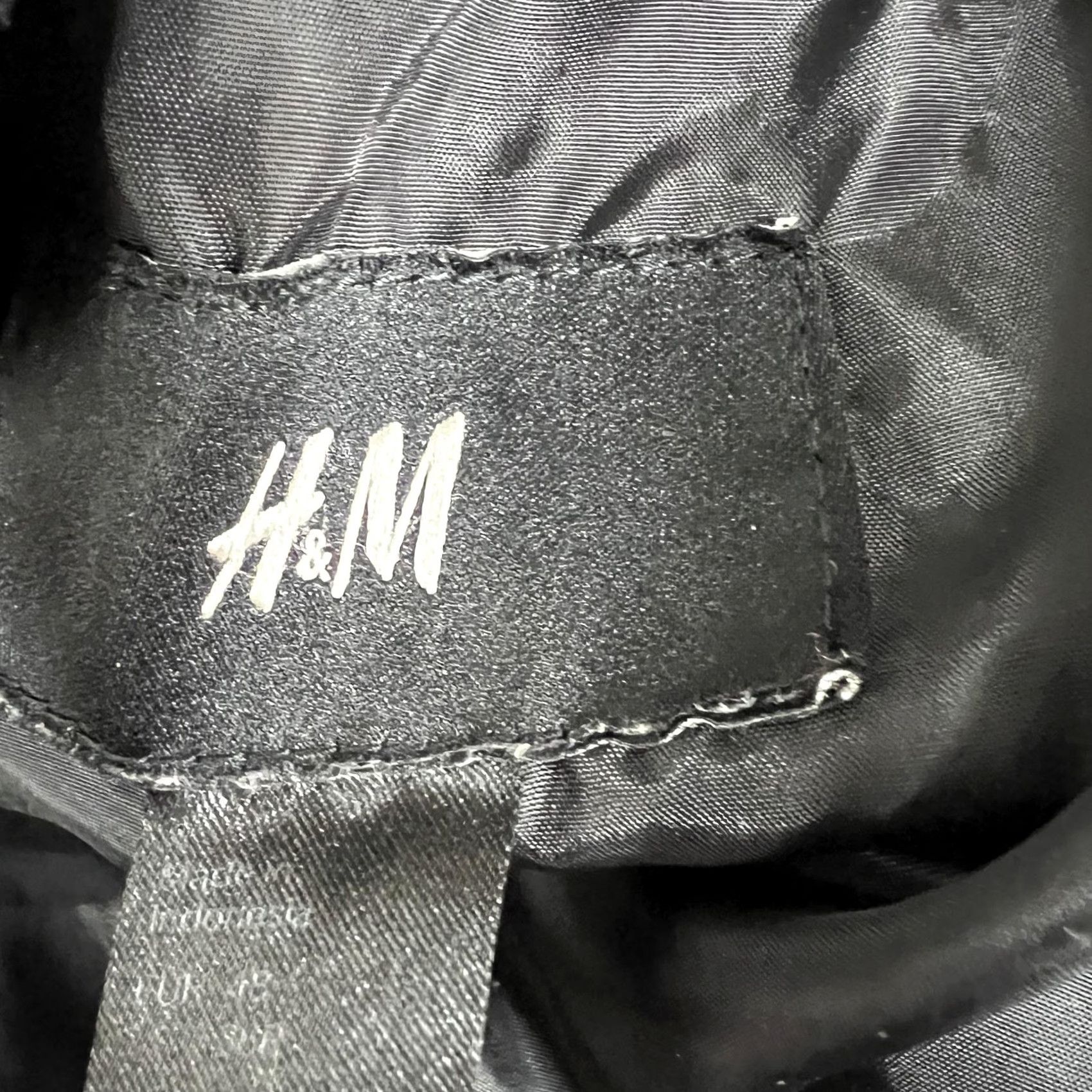 H&M H&M Jacket Mens 38 R Black Lightweight Bomber Full Zip Pockets Stand Collar Fall Size US XXS / EU 40 - 3 Thumbnail