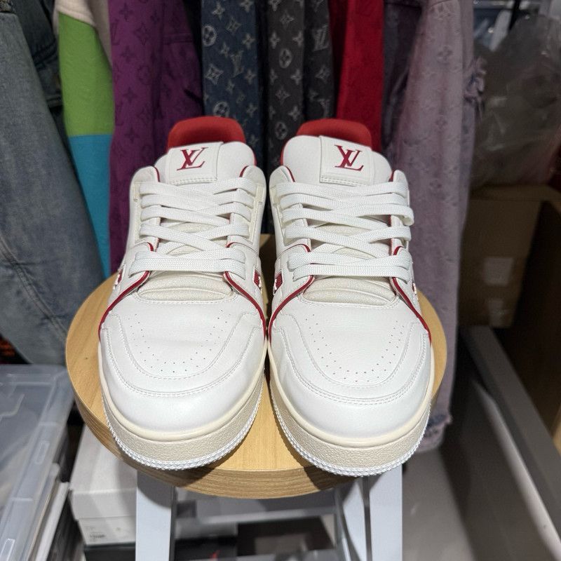 Louis Vuitton Louis Vuitton Trainer Fashion Sneakers for Men -2508 Size US 10.5 / EU 43-44 - 2 Thumbnail