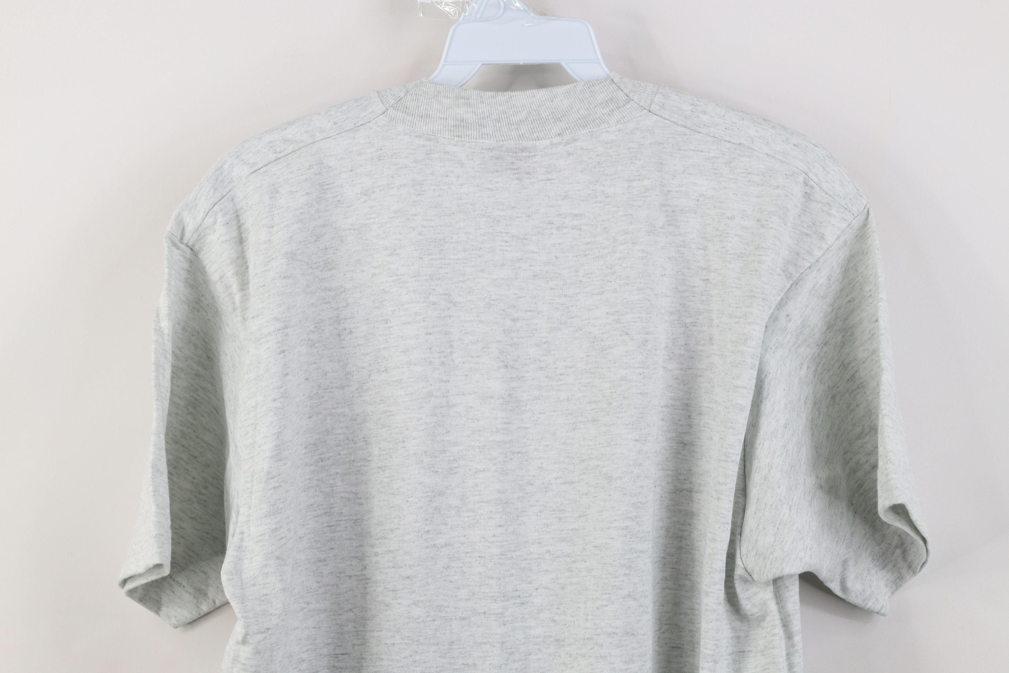 Vintage Vintage 90s Tools Wrap Your Hands T-Shirt Heather Gray USA Size US L / EU 52-54 / 3 - 10 Thumbnail