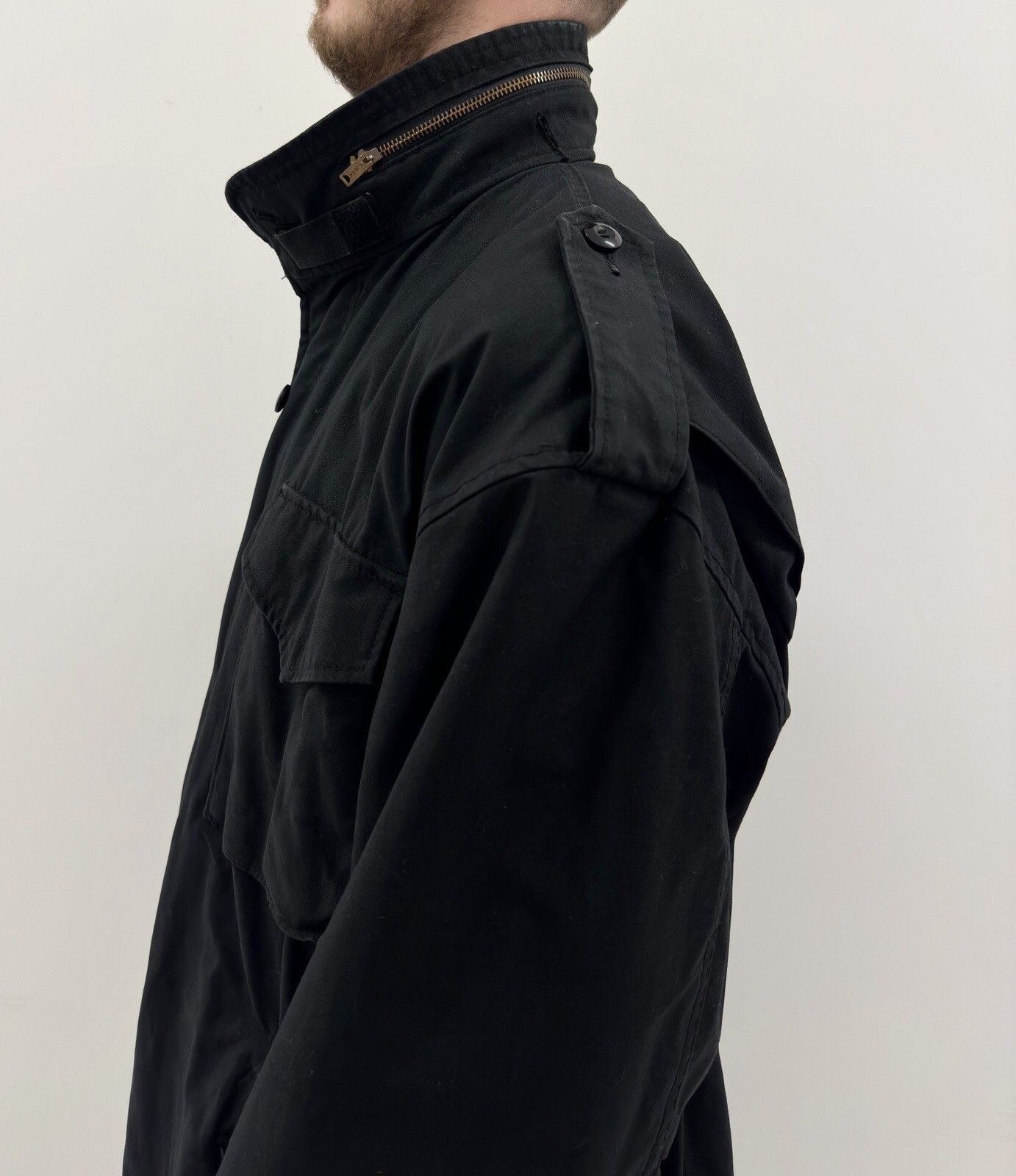 Alpha Industries VINTAGE ALPHA INDUSTRIES M65 ARMY fly JACKET MENS BLACK RARE Size US XL / EU 56 / 4 - 6 Thumbnail