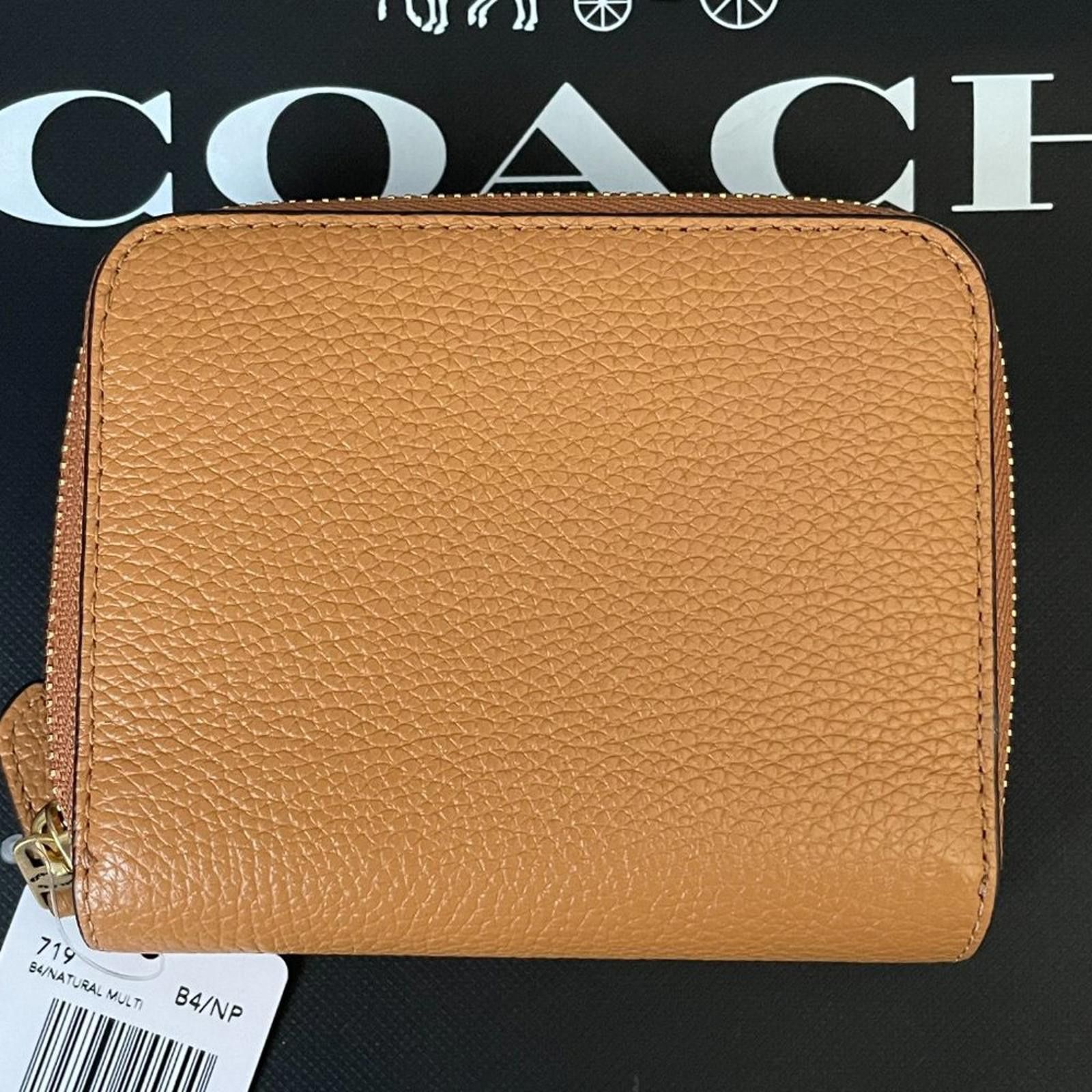 Coach NWT coach Billfold Wallet In Colorblock 719 Size ONE SIZE - 2 Thumbnail