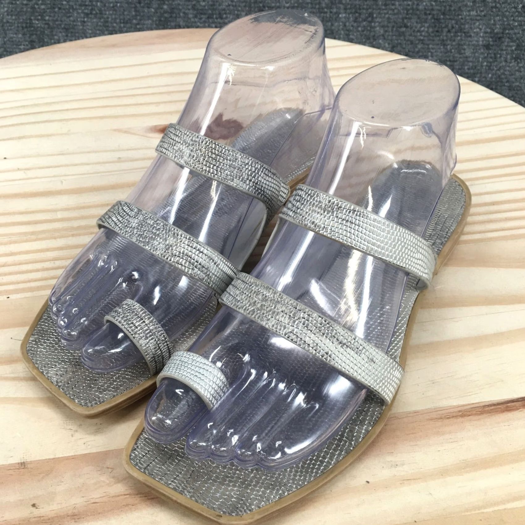 Dolce Vita Dolce Vita Sandals Isala Strappy Flats Comfort Gray Faux Leather Womens 6.5 Casual Flat Slip On Ring Pattern Solid 90s Decade? Size US 7 / IT 37 - 6 Thumbnail