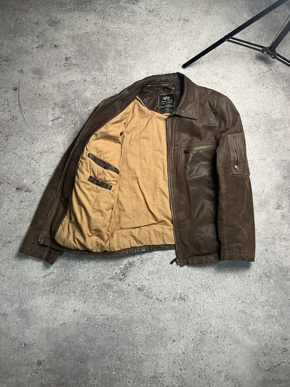Alpha Industries Alpha Industries leather jacket Size US M / EU 48-50 / 2 - 10 Thumbnail