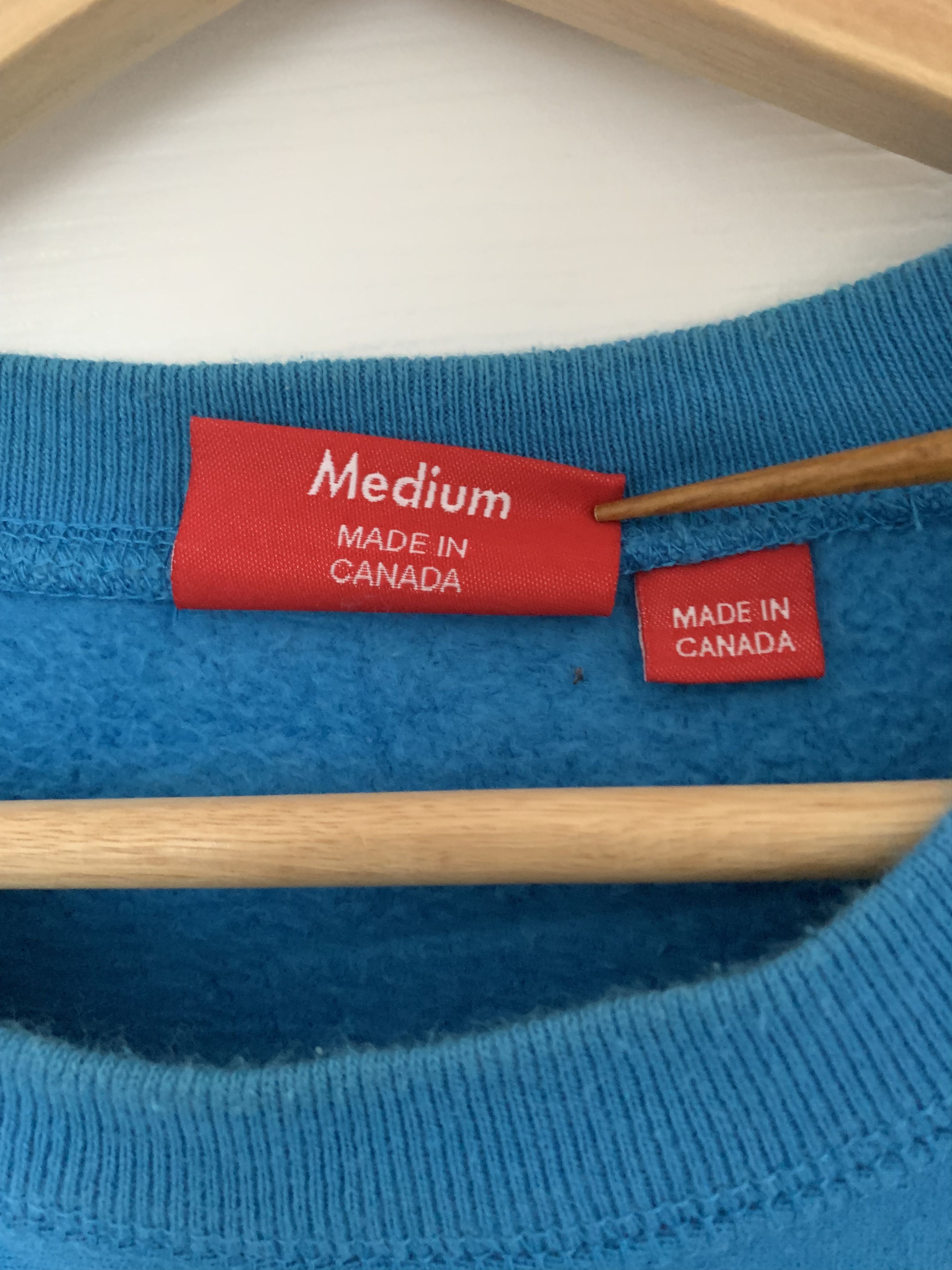 Supreme FW18 BOX LOGO CREWNECK SWEATSHIRT BRIGHT ROYAL SIZE MEDIUM Size US M / EU 48-50 / 2 - 5 Thumbnail