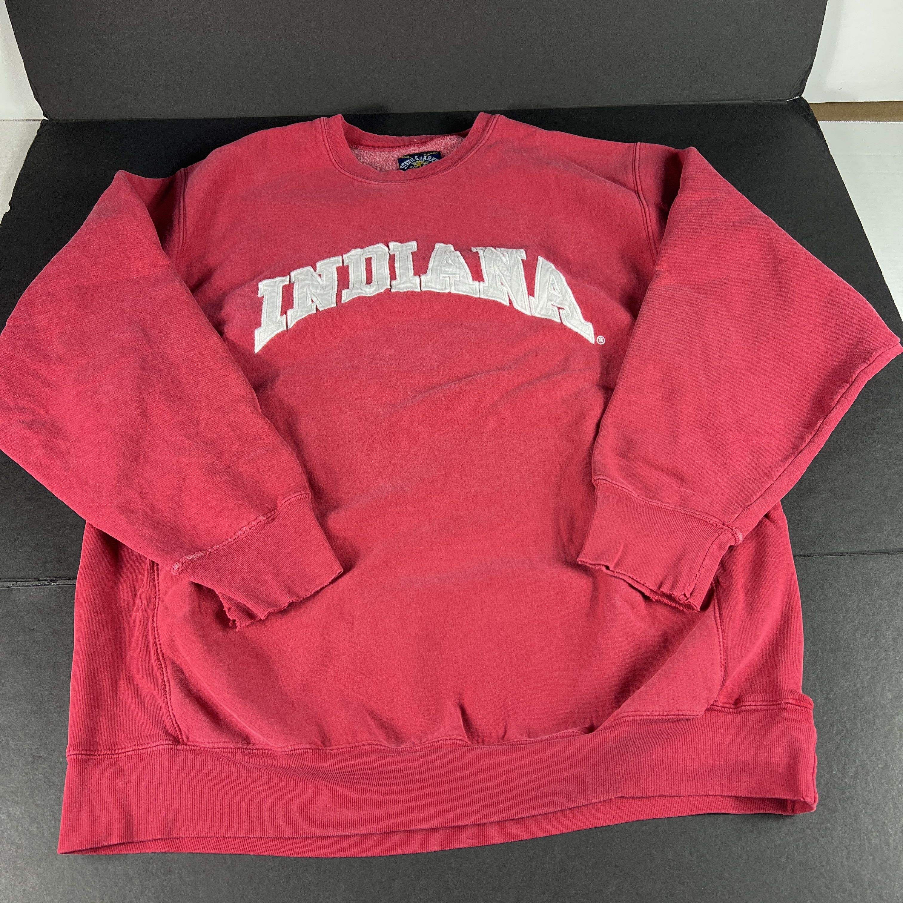 NCAA Y2K Steve Barry Indiana Hoosiers Sweater Distressed Crewneck Size US XL / EU 56 / 4 - 1 Thumbnail