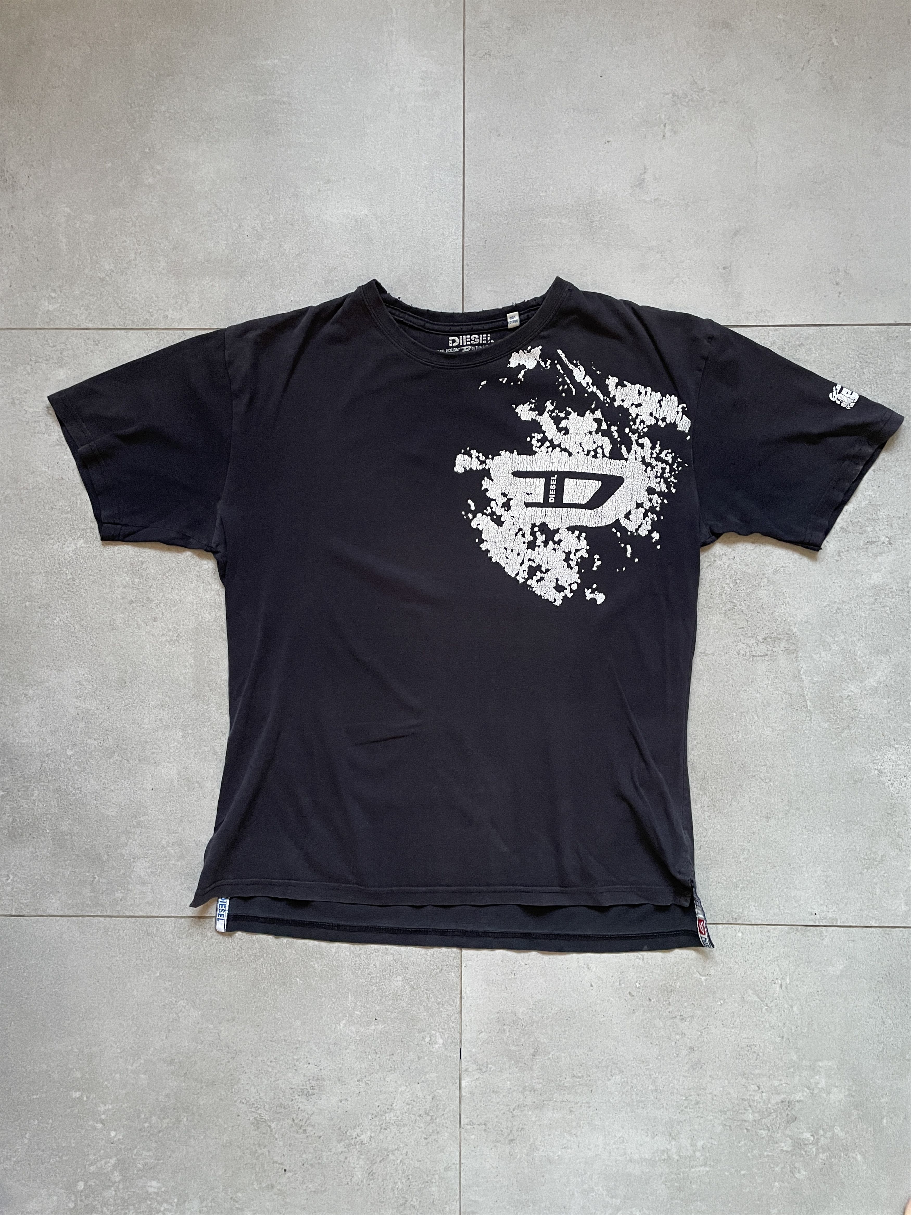 Diesel Y2K DISTRESSED BLACK DIESEL TEE Size US M / EU 48-50 / 2 - 2 Thumbnail