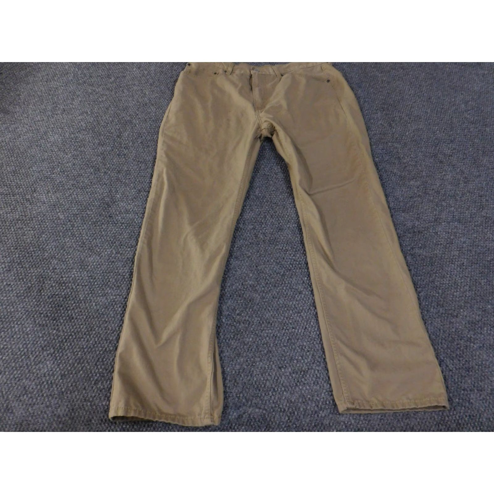 Levi's VINTAGE Levi's 505 Jeans Mens 36x32 Khaki Tan Straight Zip Fly Twill Regular Fit Size US 36 / EU 52 - 2 Thumbnail