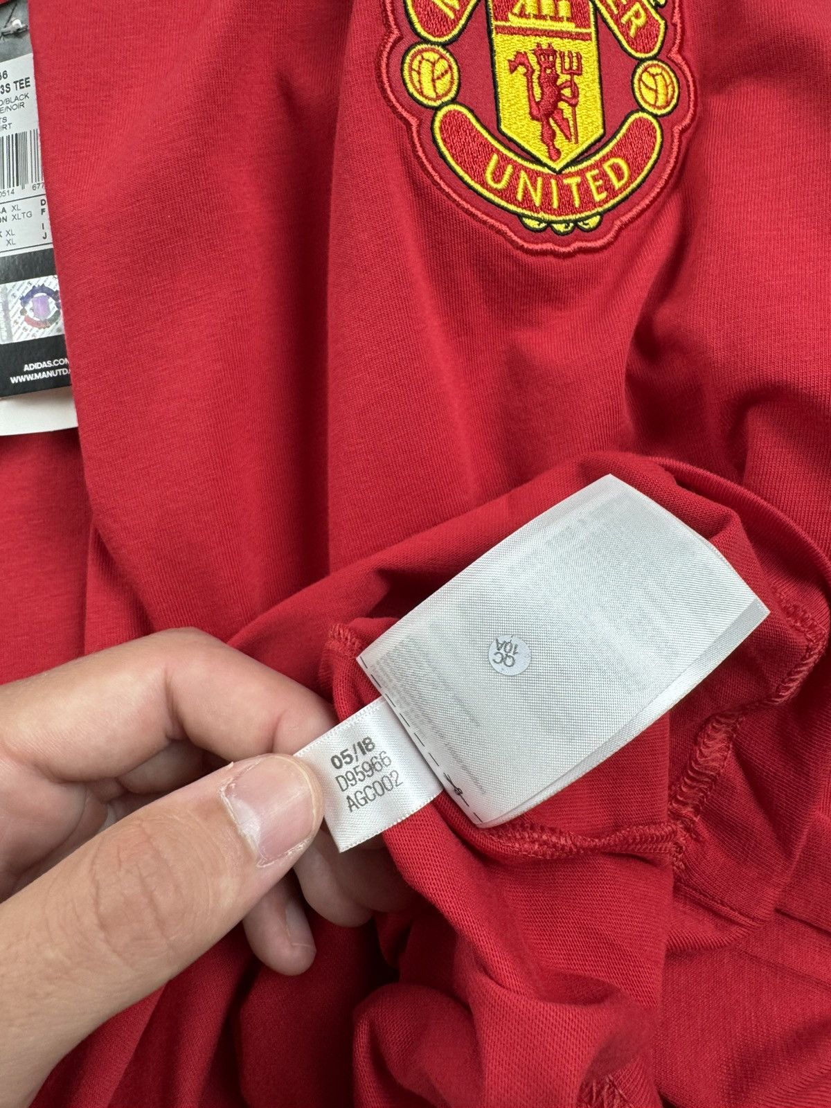 Adidas NEW Manchester United Training 2018 2019 Adidas Red Soccer Football Shirt Jersey Size US XL / EU 56 / 4 - 11 Thumbnail