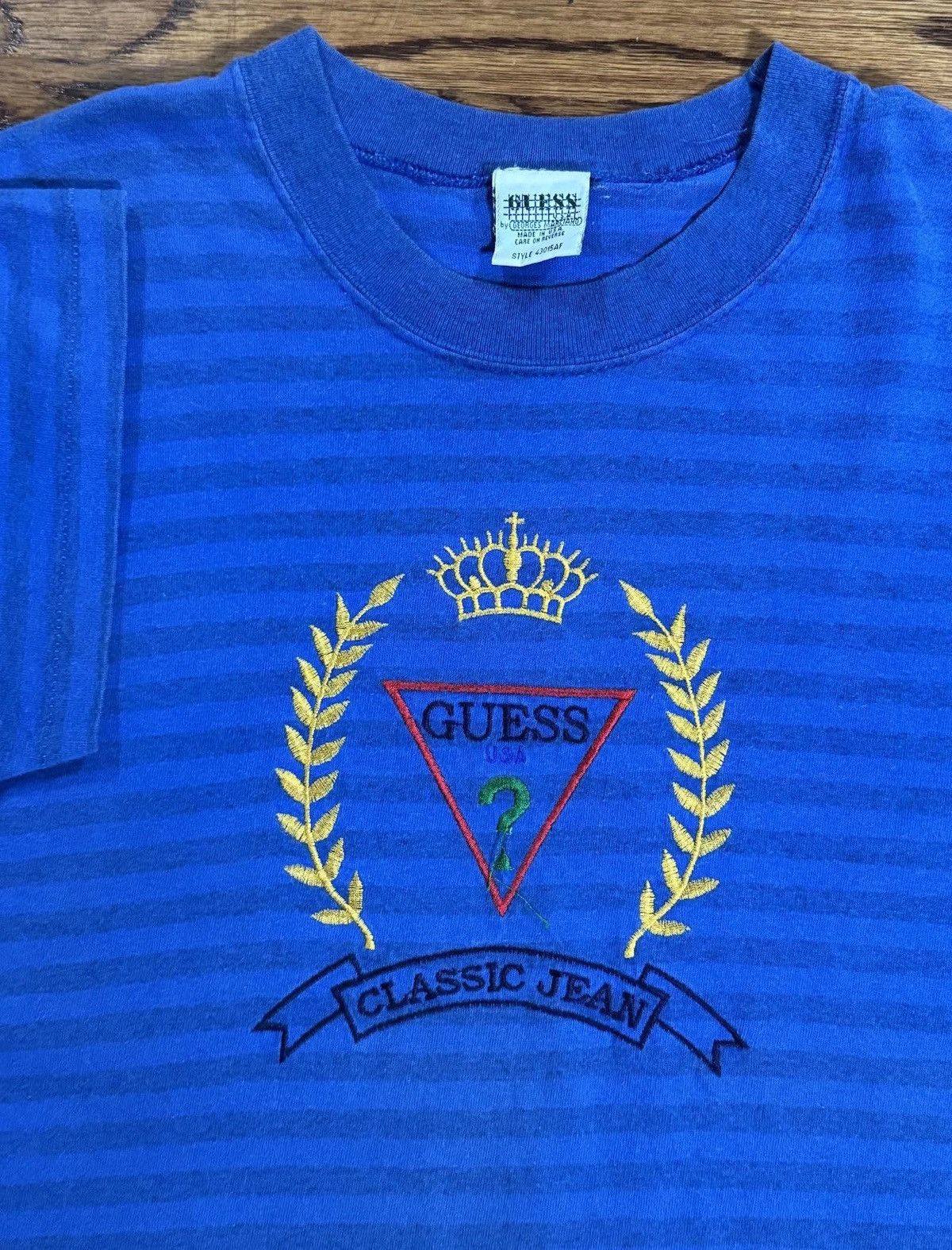 Guess Vintage Guess Jeans Blue Striped T Shirt (Size L) Size US L / EU 52-54 / 3 - 2 Thumbnail