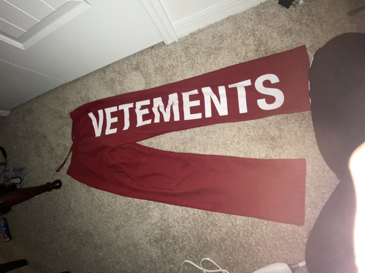 Vetements AW18 Res Vetement Sweatpants Size US 31 - 1 Thumbnail