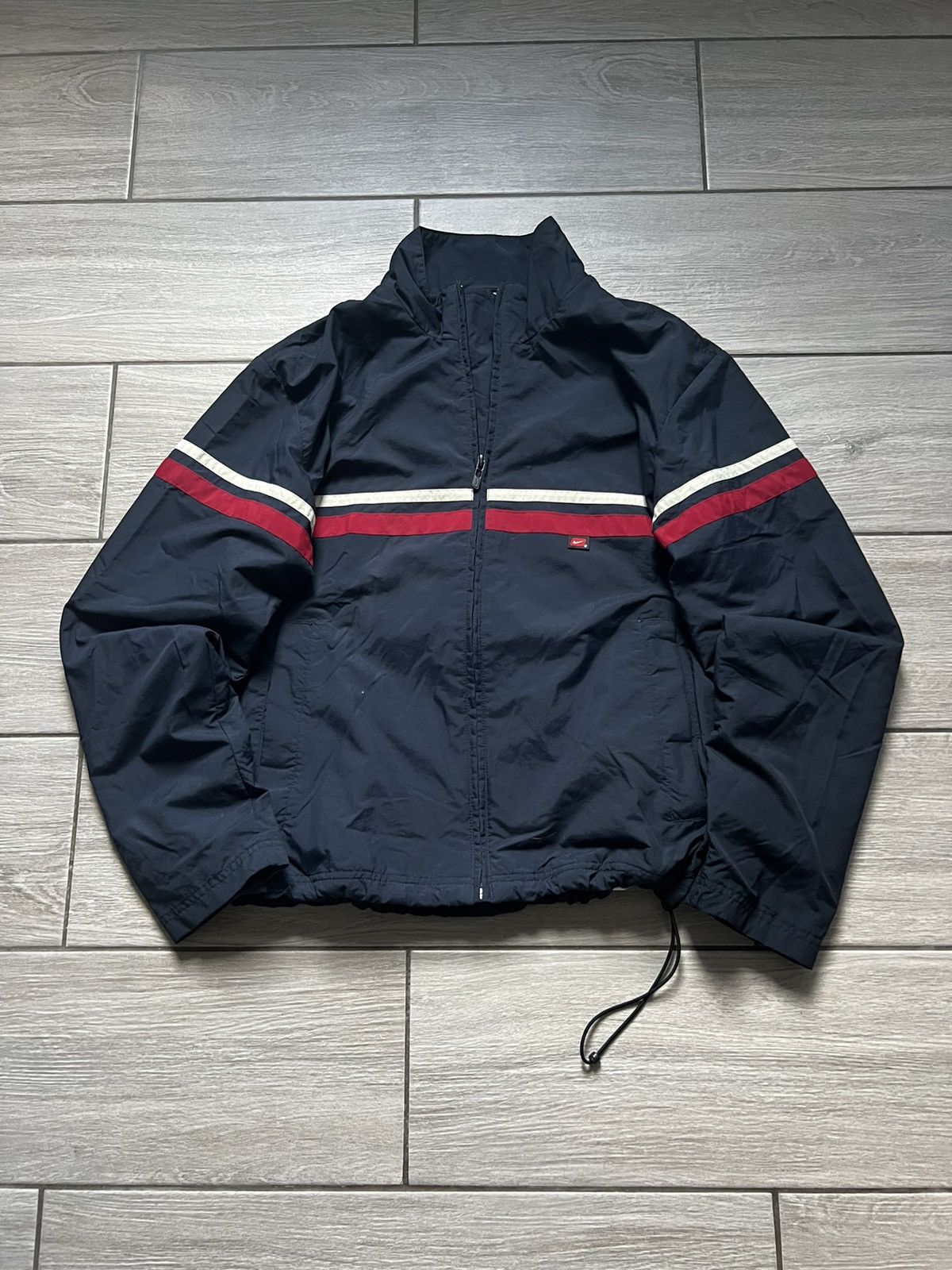 Nike Nike Vintage Jacket Y2K Drill Nylon Streetwear Size US S / EU 44-46 / 1 - 1 Thumbnail