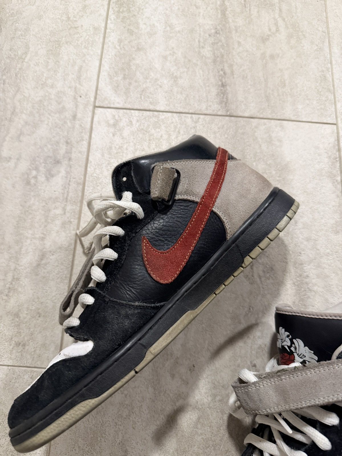 Nike SB Nike SB November Rain Size US 12 / EU 45 - 2 Thumbnail