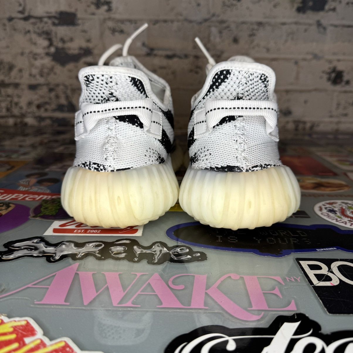 Adidas × Yeezy Adidas Yeezy Boost 350 V2 Zebra Sz 10 NDS Size US 10 / EU 43 - 2 Thumbnail