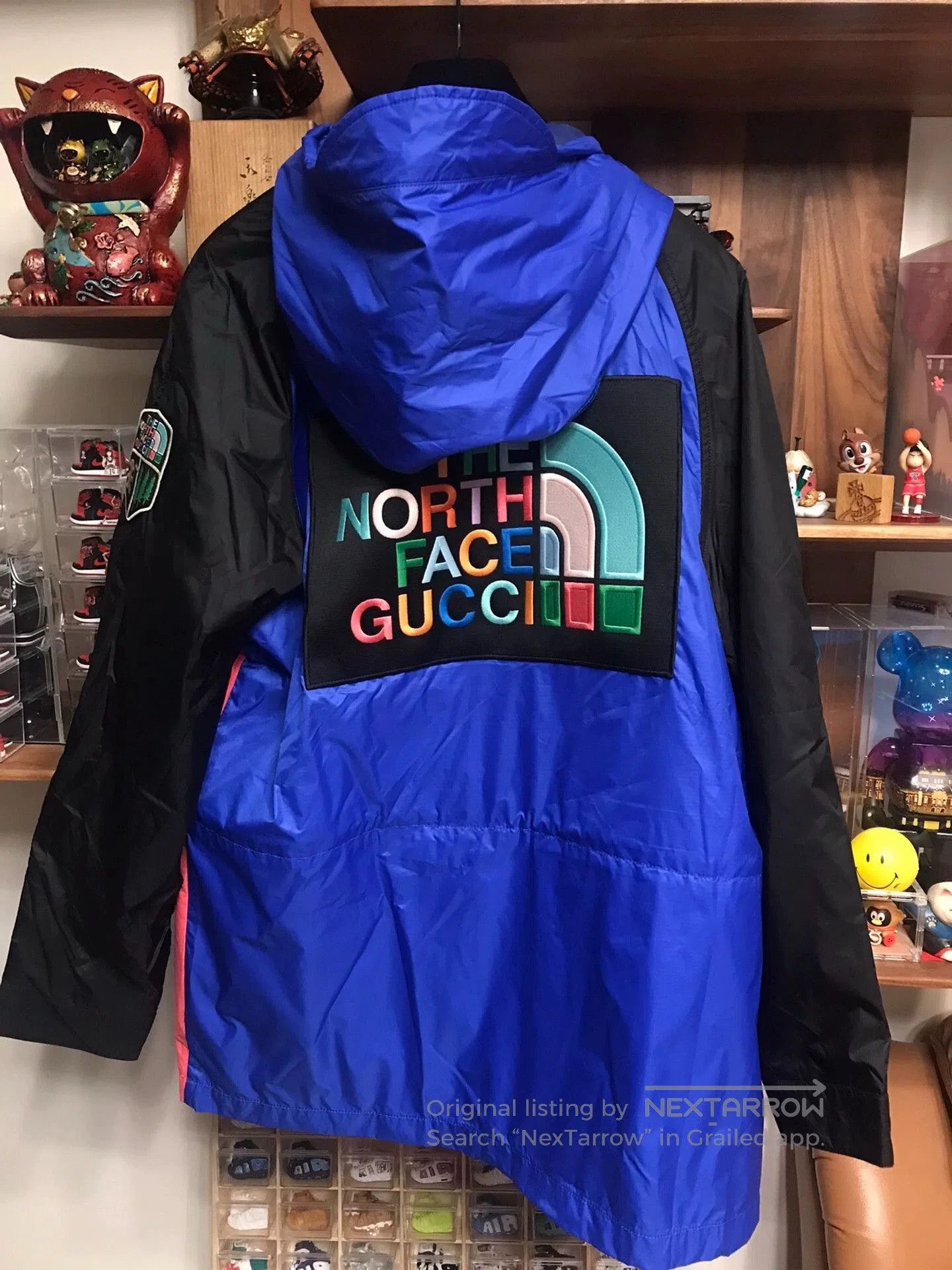 Multi-Color Hooded Light Jacket with Pockets.