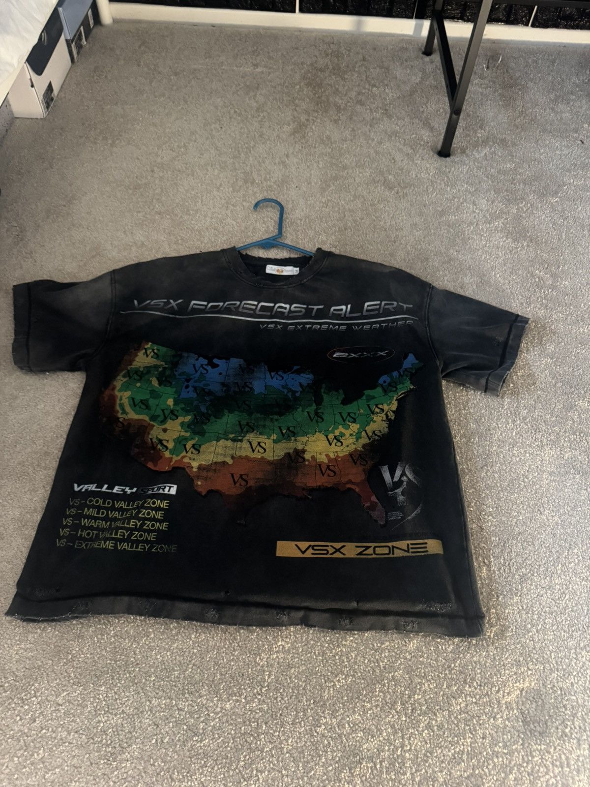 Other Vale Lives “WEATHERMAN” Tee Size US M / EU 48-50 / 2 - 1 Thumbnail