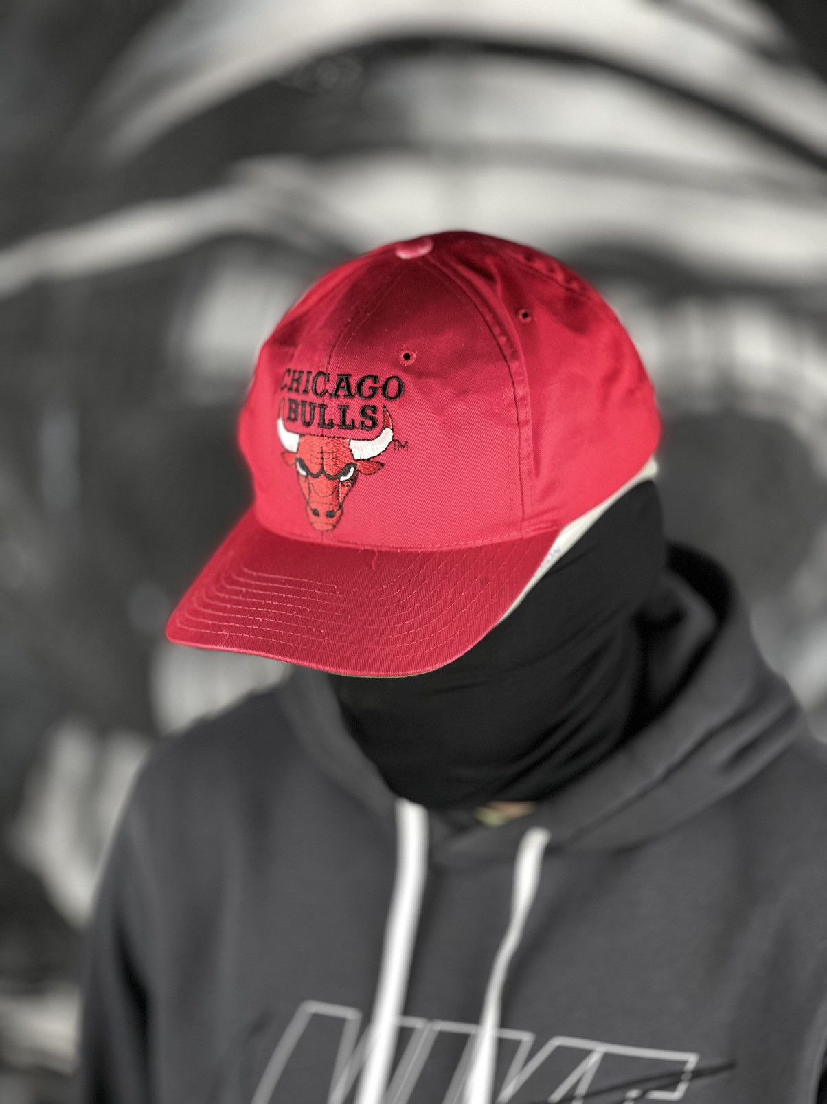 NBA × Vintage Vintage Chicago Bulls 90s Red Hats Cap Size ONE SIZE - 2 Thumbnail