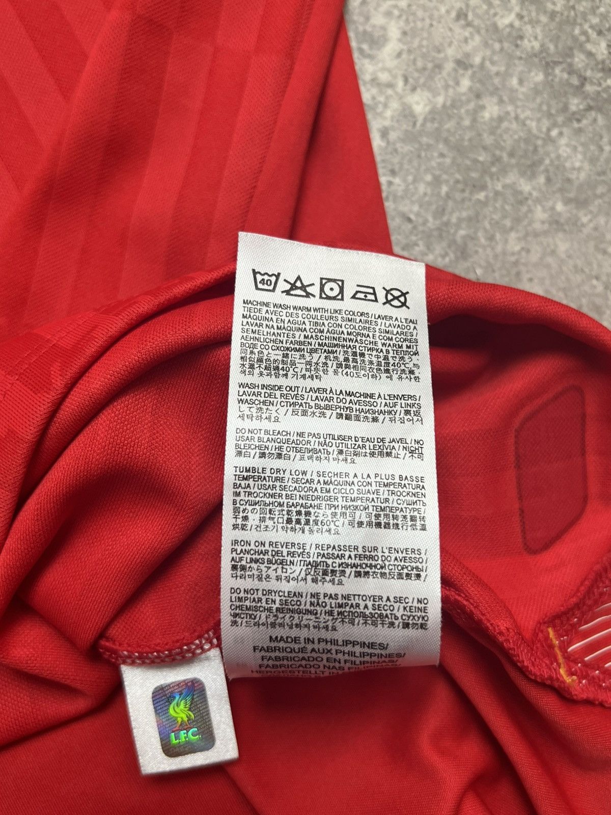 New Balance Liverpool 2015/2016 Home Soccer Jersey Football Shirt Size US M / EU 48-50 / 2 - 7 Thumbnail