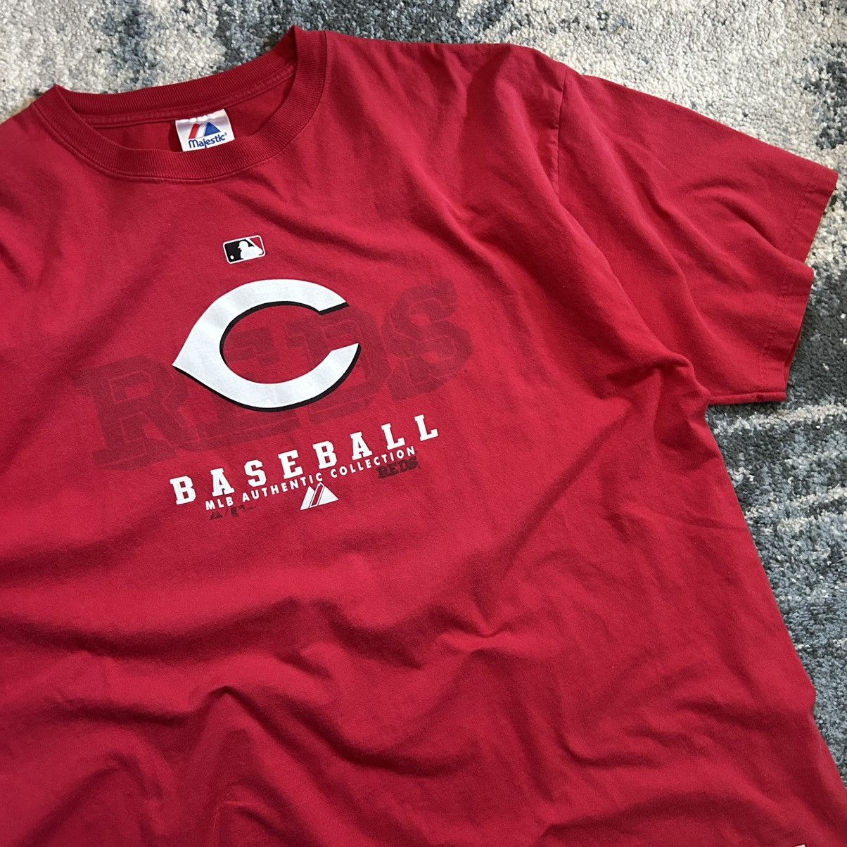 Majestic 2007 CiNCiNNATi REDS HEAVYWEiGHT MAJESTiC ATHLETiC TEE Size US XL / EU 56 / 4 - 11 Thumbnail