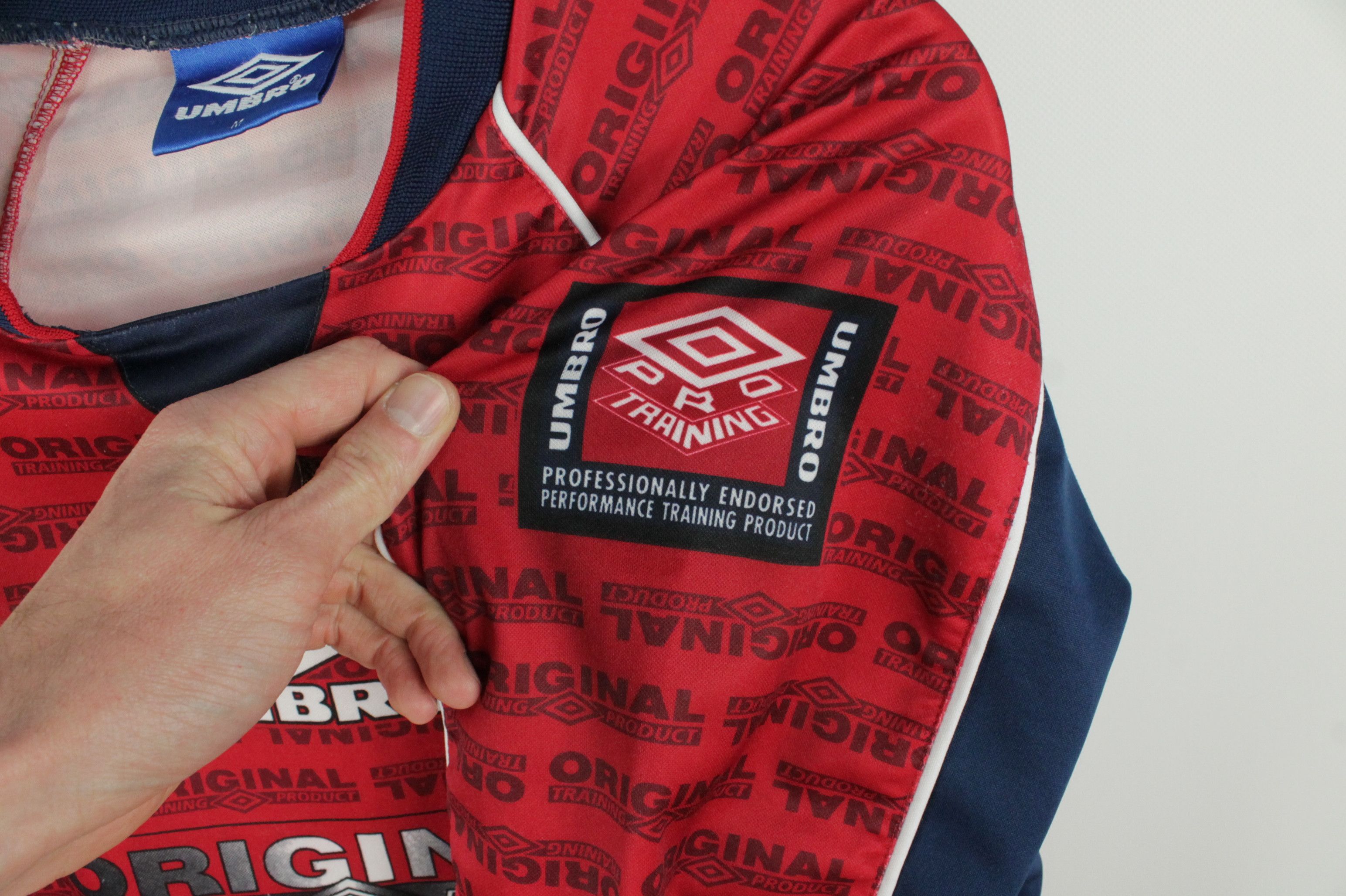 Umbro Vintage Umbro Pro Training Red Monogram T-Shirt Size US M / EU 48-50 / 2 - 4 Thumbnail