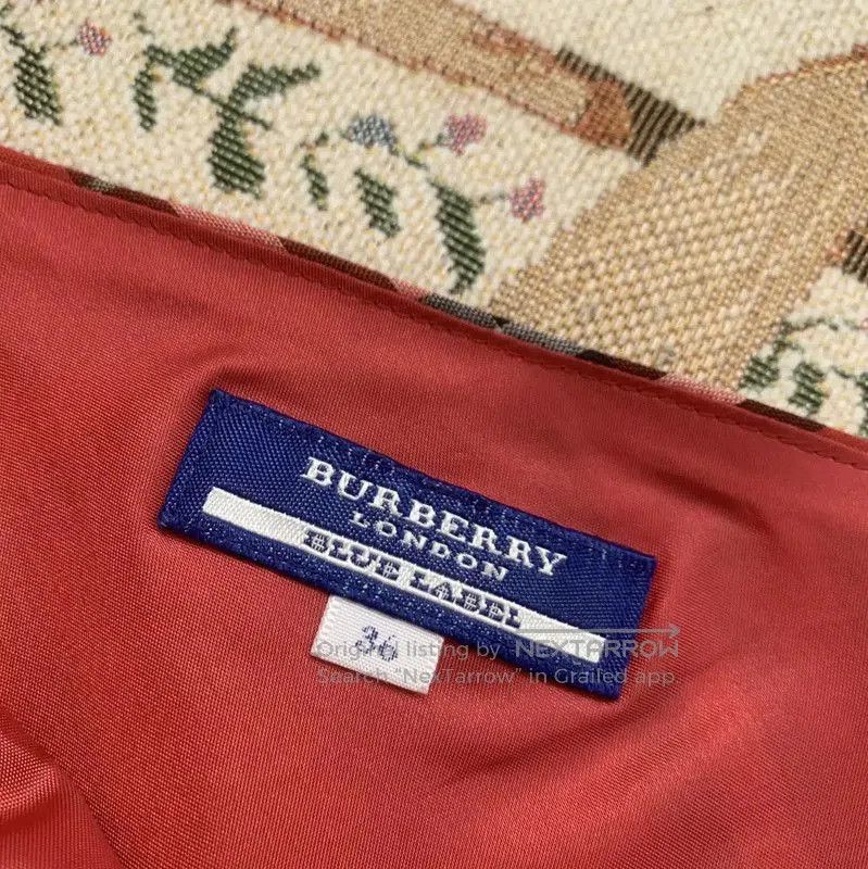 Burberry Burberry Red Wool Blend Plaid Skirt. Size 23" - 3 Thumbnail