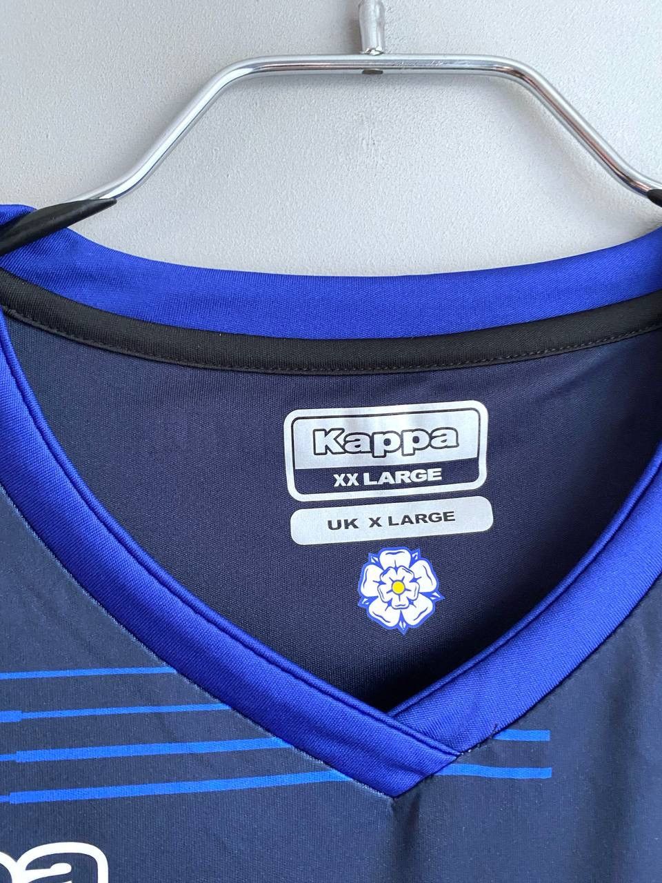 Kappa Leeds United 2018/19 Away Football Soccer Jersey, Size XL Size US XL / EU 56 / 4 - 13 Thumbnail