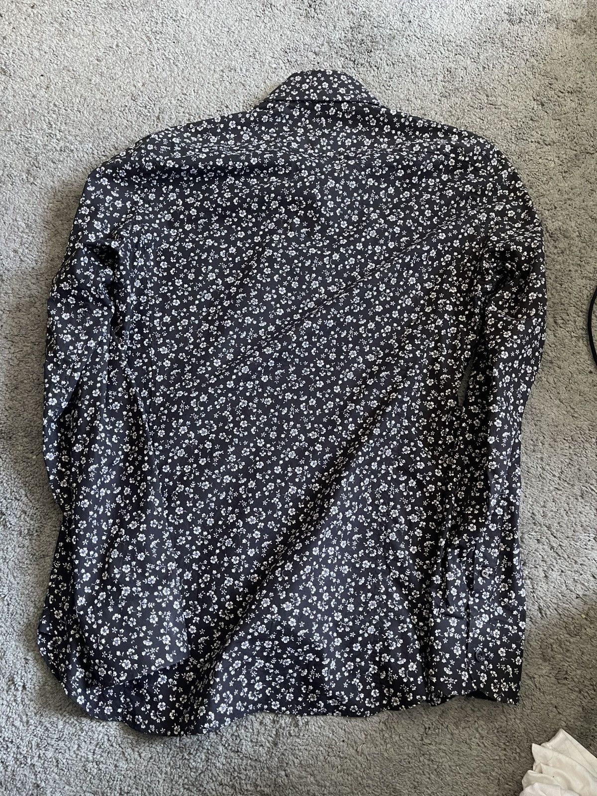 Tom Ford Tom Ford black collared shirt with floral pattern Size US M / EU 48-50 / 2 - 2 Thumbnail