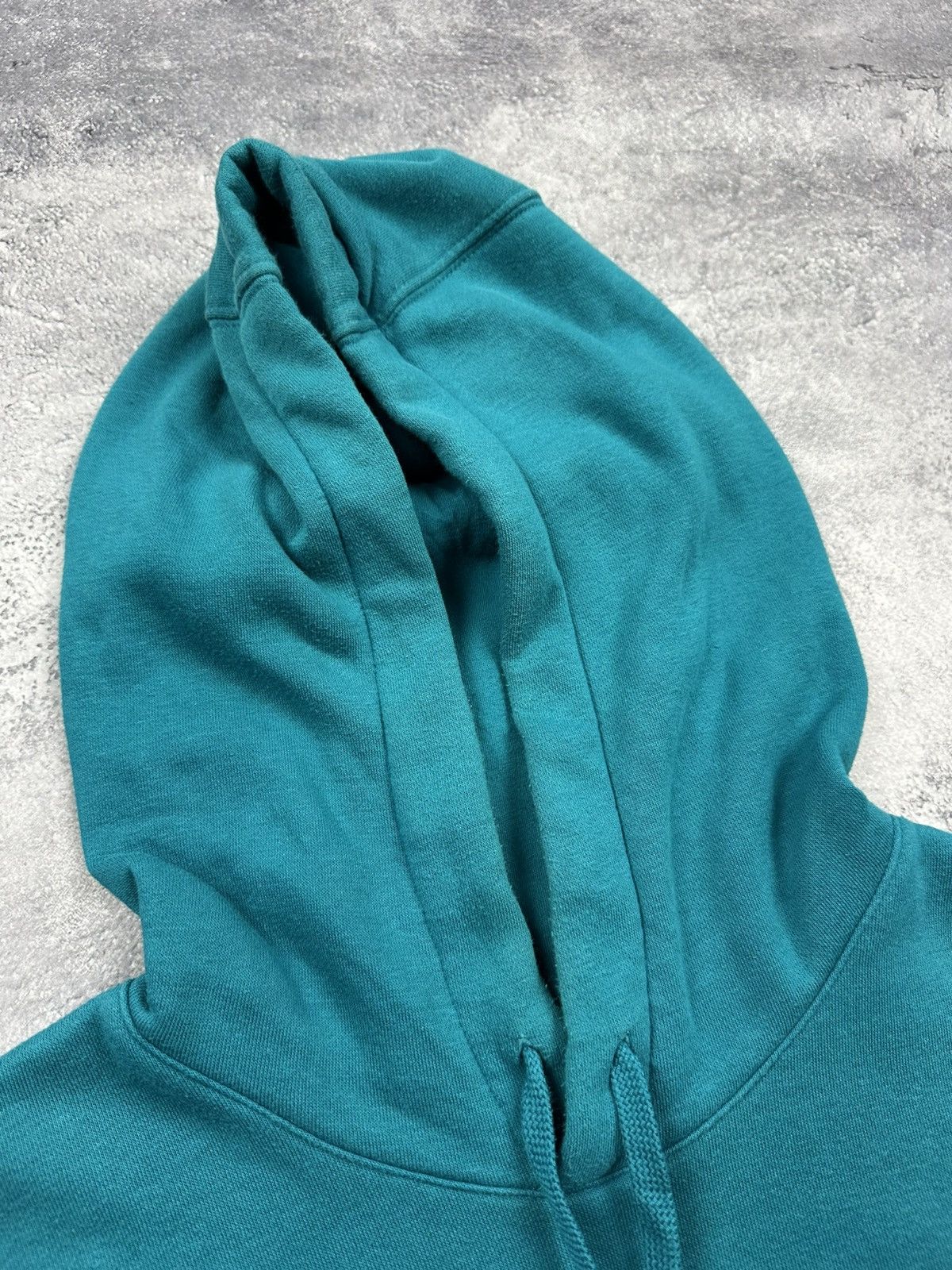 Nike Nike Chelsea FC Hoodie Soccer Club Centre Logo Pullover Y2K Size US M / EU 48-50 / 2 - 17 Thumbnail