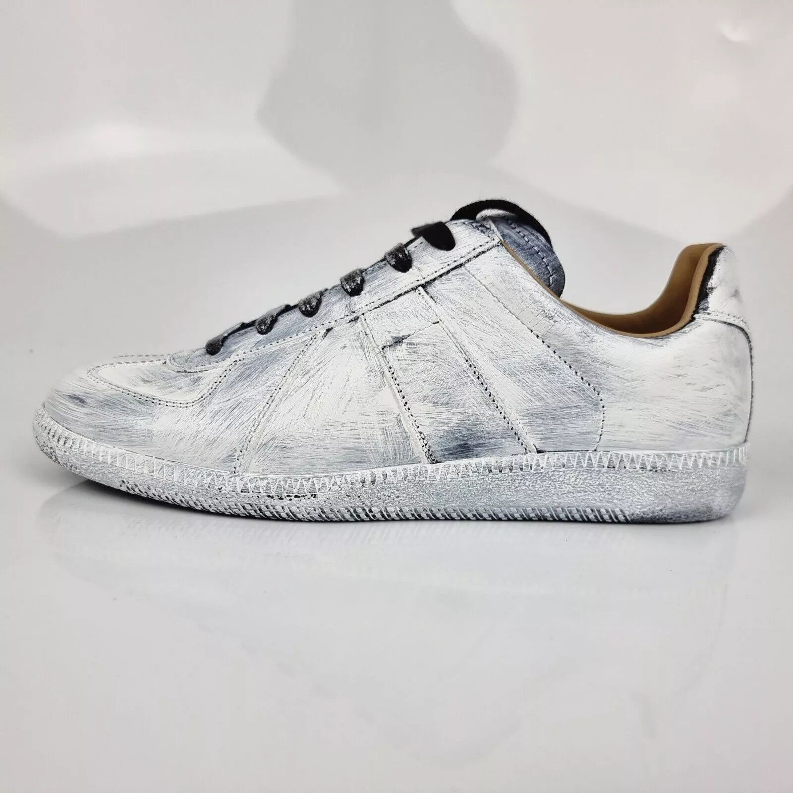 image of Christian Louboutin x Maison Margiela Bianchetto Low Top Men's Sneakers New in White (Size 7)