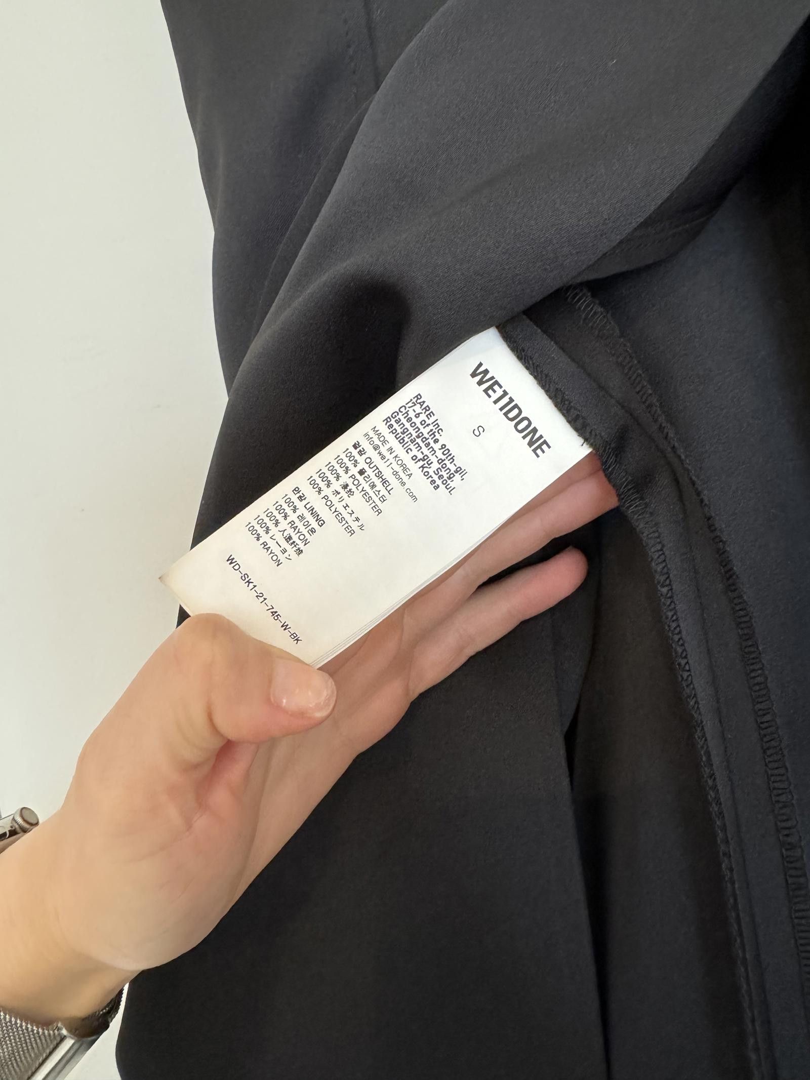Designer We11done Skirt. Black Midi. Made in Korea. Size Small. Size 28" / US 6 / IT 42 - 2 Thumbnail