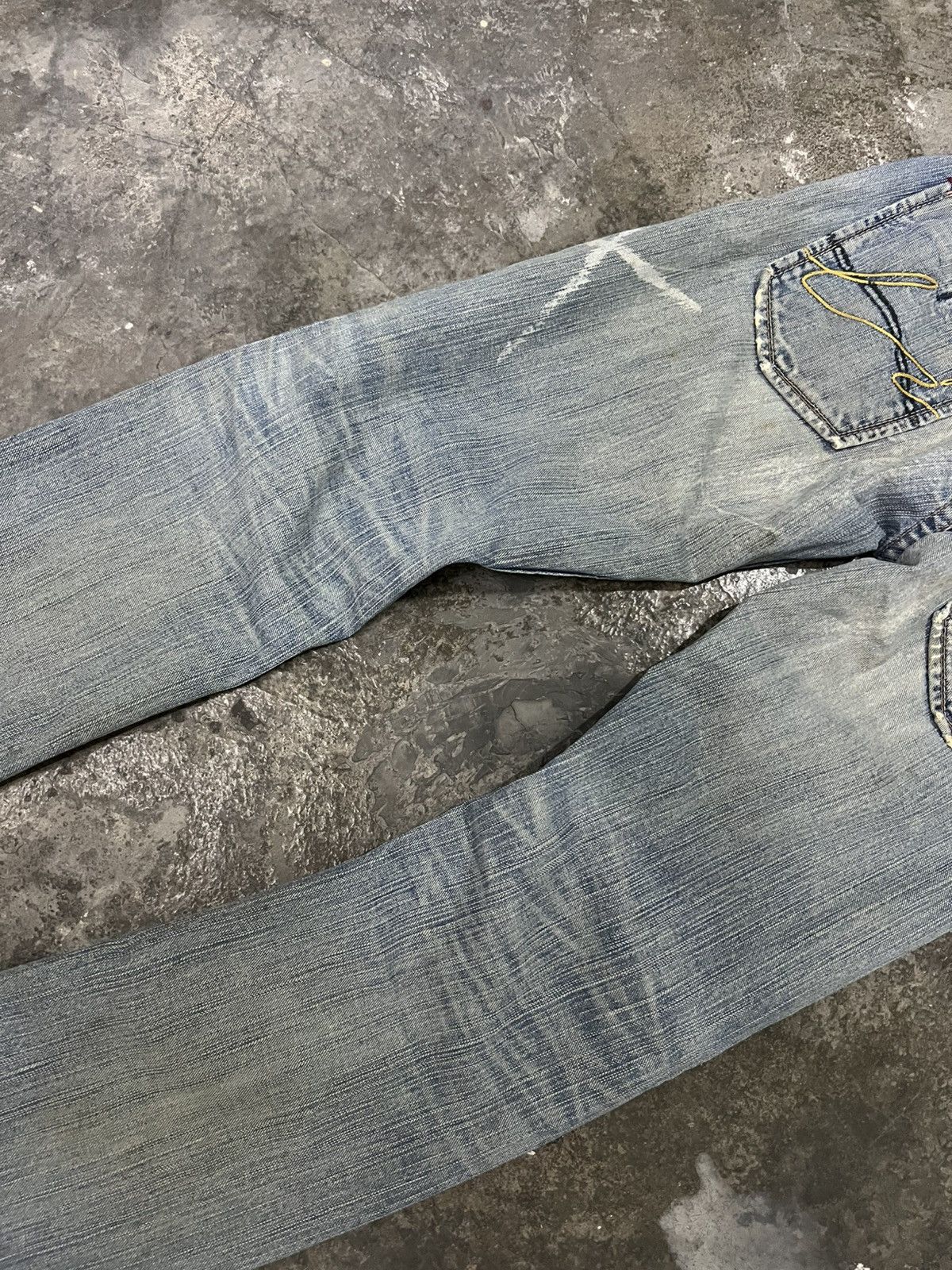 If Six Was Nine LIBERTO DISTRESSED FADED JEAN Size US 32 / EU 48 - 13 Thumbnail