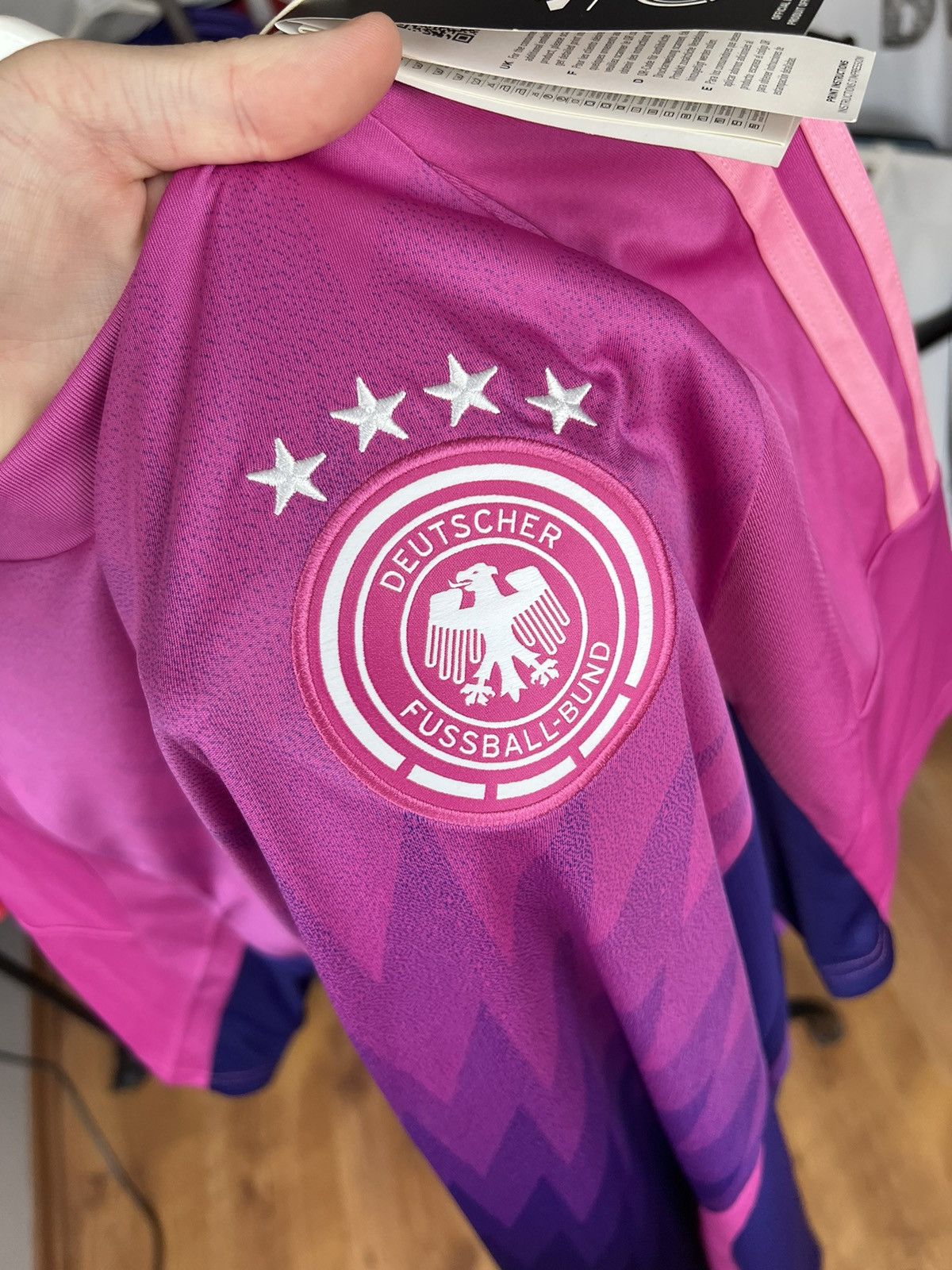 Adidas Jersey Germany 2024/25 Toni Kroos #8 Size US L / EU 52-54 / 3 - 4 Thumbnail