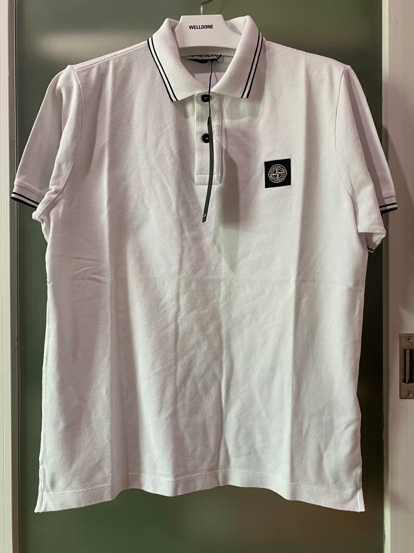 Stone Island stone island classic short sleeve t-shirt Size US L / EU 52-54 / 3 - 1 Thumbnail