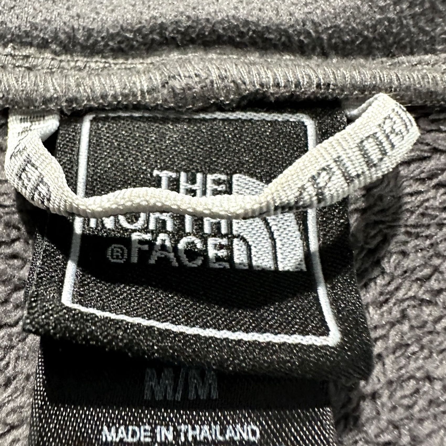 The North Face The North Face Jacket Womens Medium Gray Soft Plush Fleece Full Zip ANGU EUC Size M / US 6-8 / IT 42-44 - 5 Thumbnail