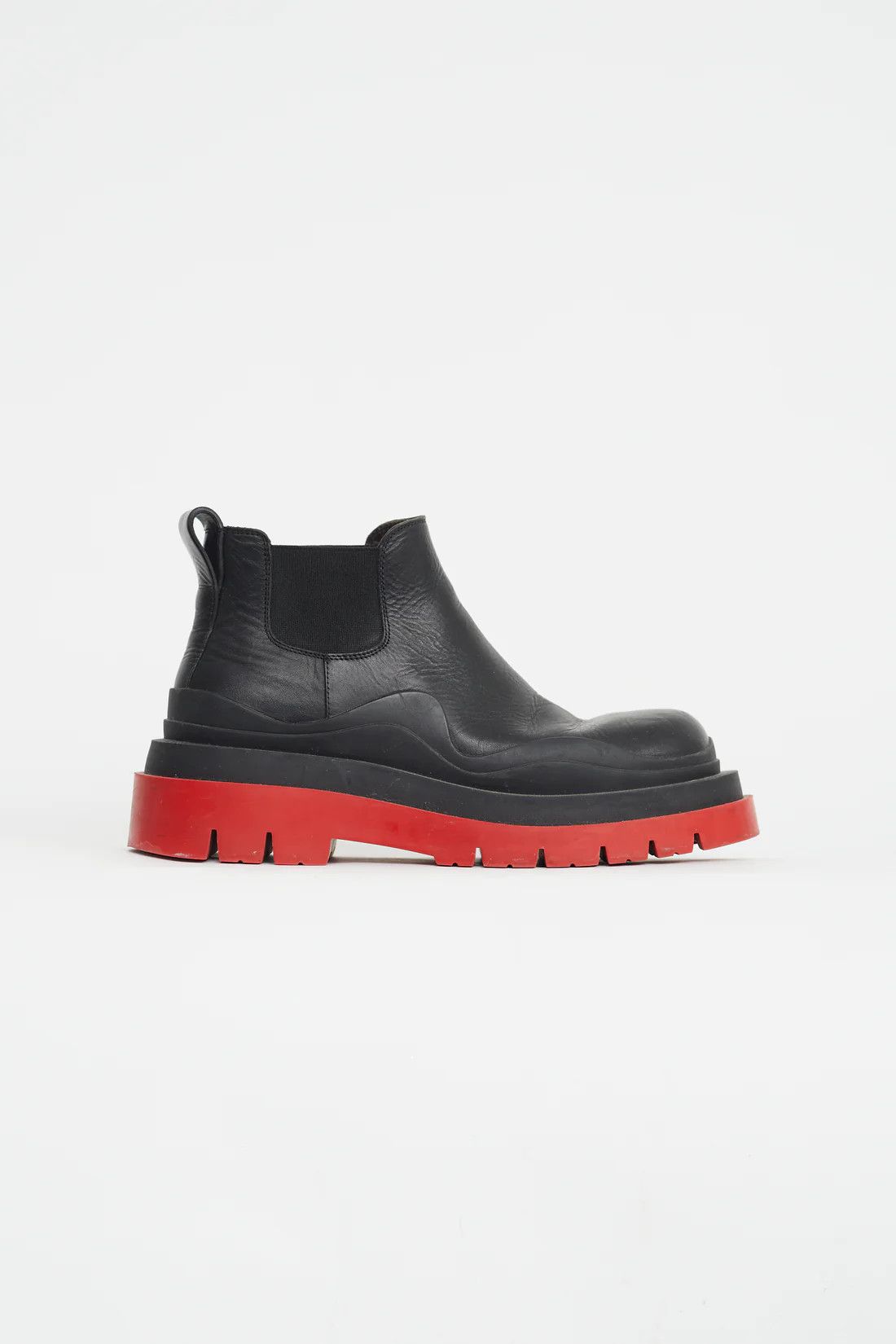 o1loc1c1123 Boots in Black