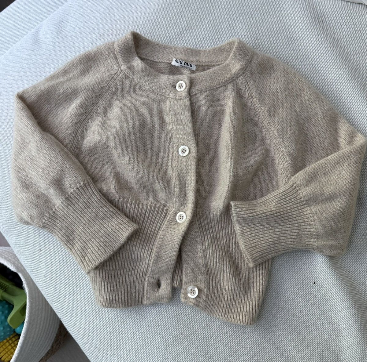 Miu Miu Miu miu cashmere cropped cardigan Size XS / US 0-2 / IT 36-38 - 1 Thumbnail