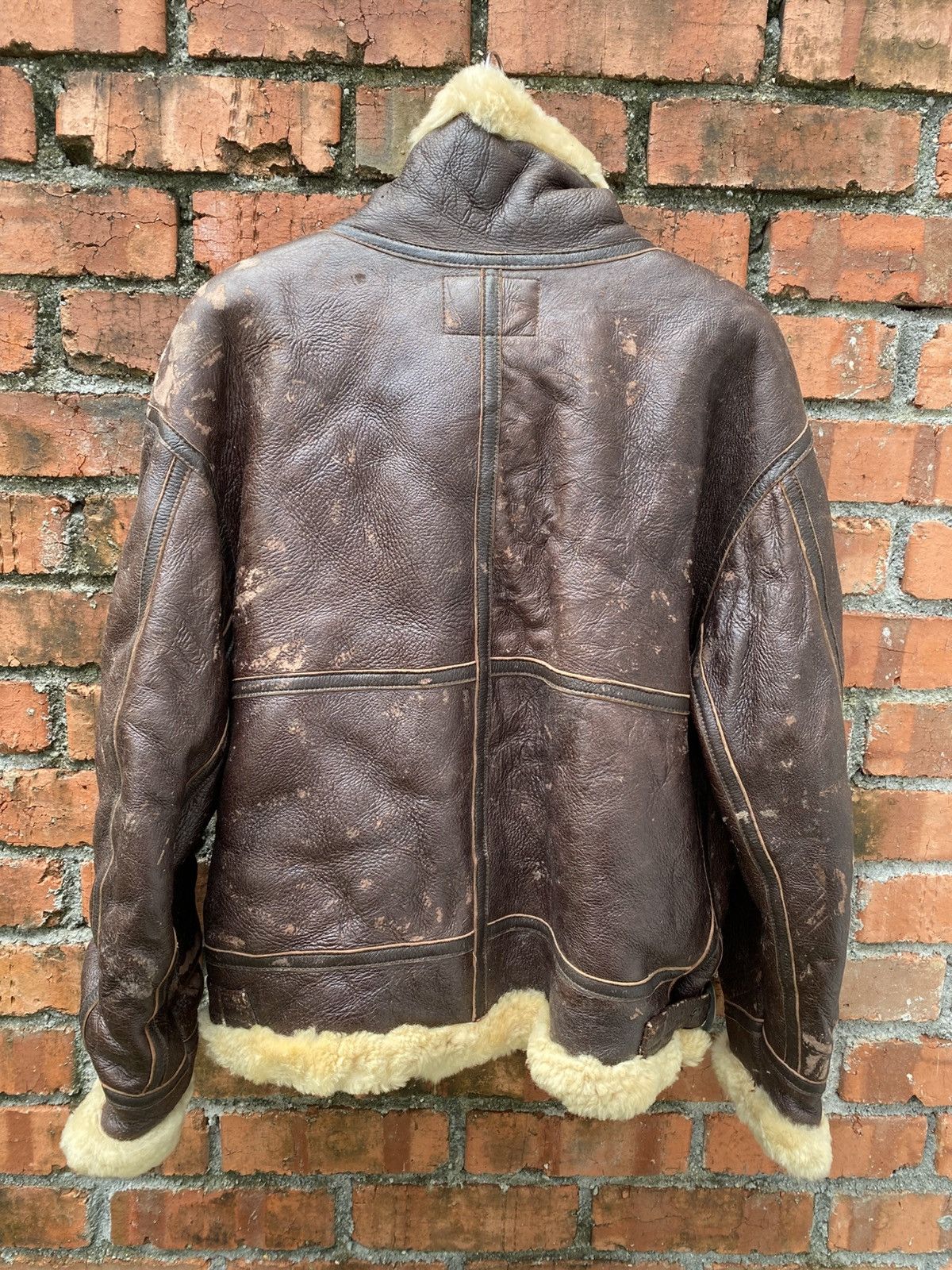 Avirex vintage b3 flight jacket sheepskin Size US M / EU 48-50 / 2 - 10 Thumbnail