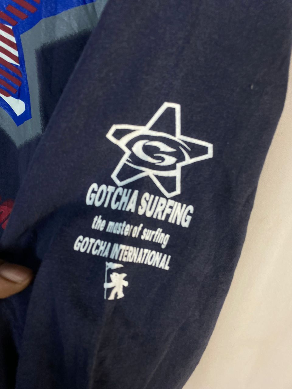 Gotcha Gotcha surfing printed long sleeve tshirt Size US L / EU 52-54 / 3 - 4 Thumbnail