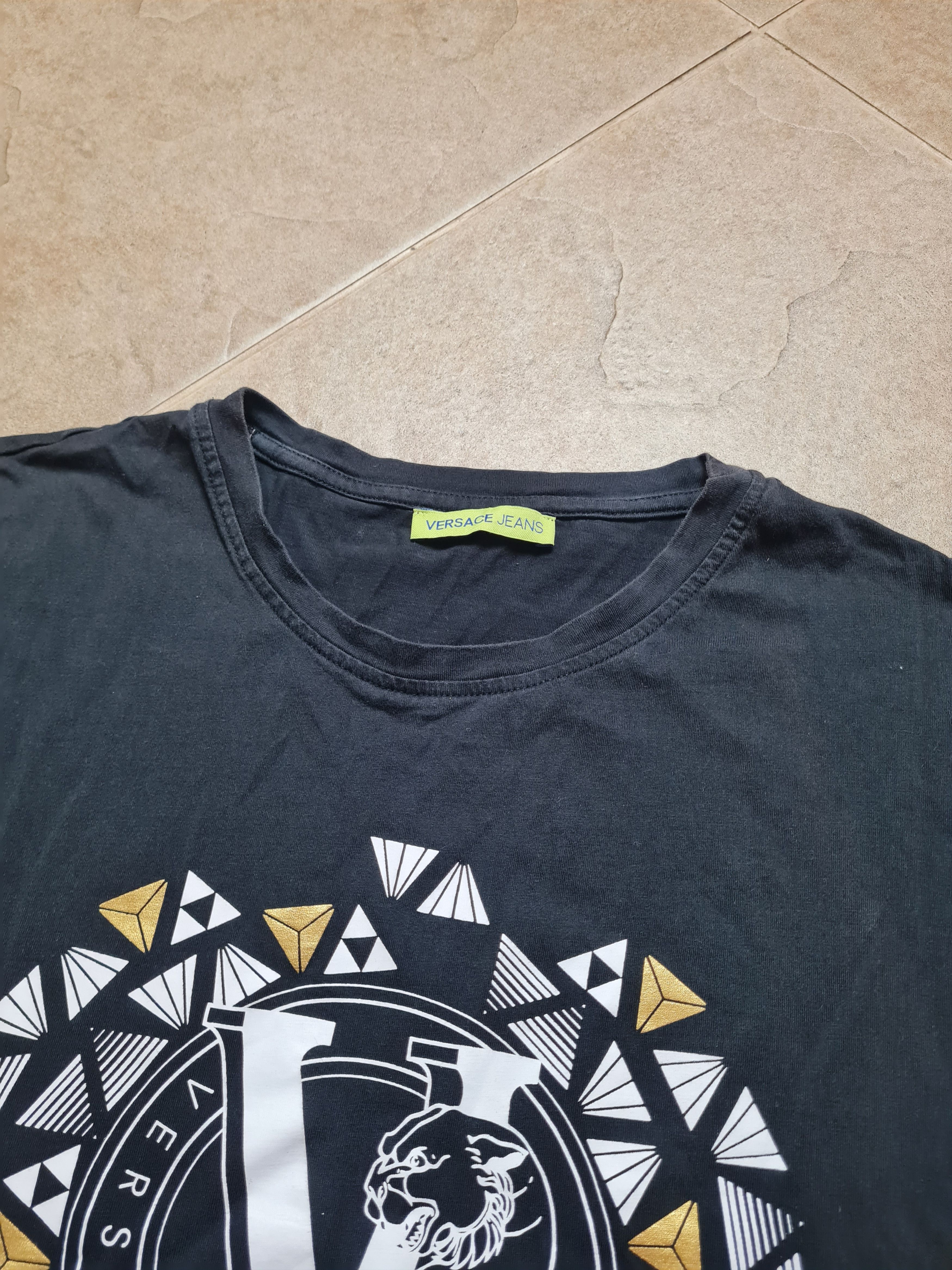 Versace Womens T-shirts Versace Jeans black Big Logo Shirt Size M Size M / US 6-8 / IT 42-44 - 10 Thumbnail