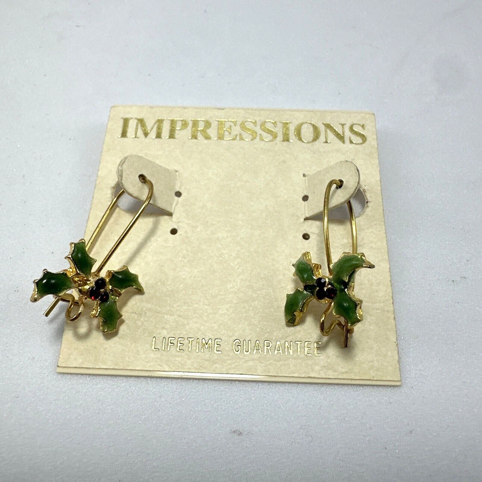Other Holly Leaf Christmas Earrings Green Enamel Red Stones VTG Size ONE SIZE - 1 Thumbnail