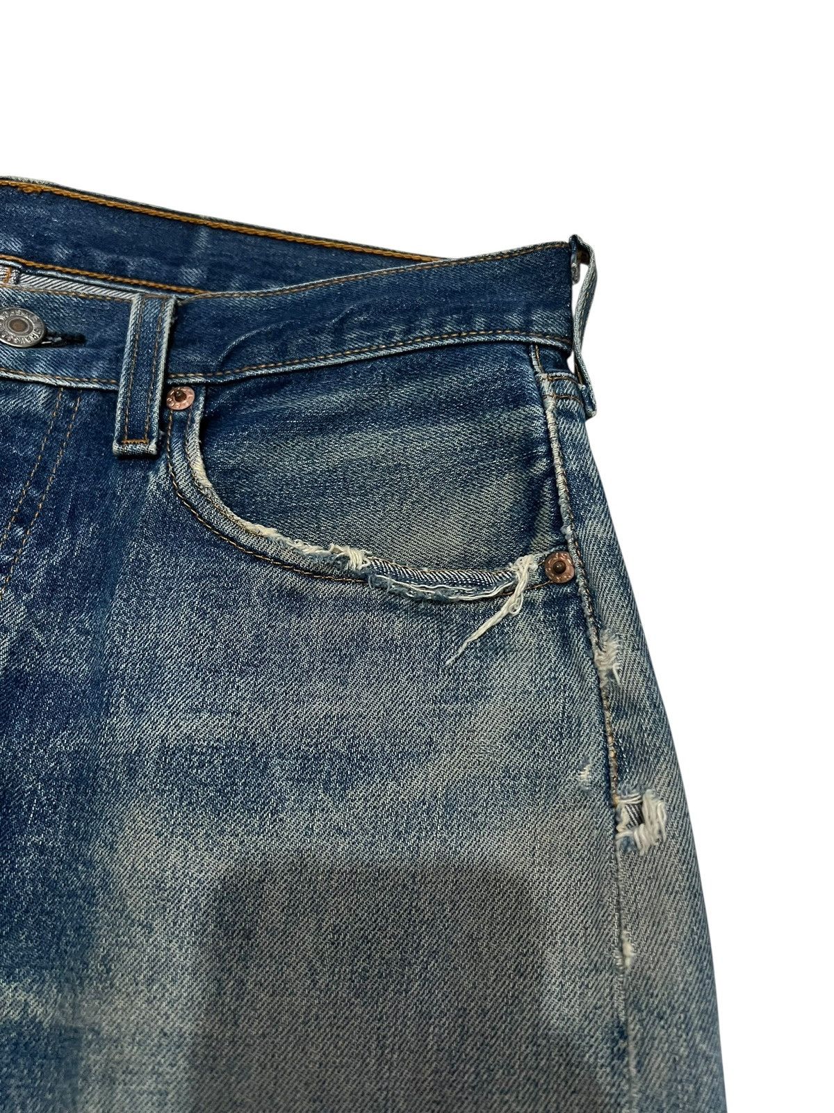 Levi's True Vintage Levis 501 Big E Selvedge Distressed Jean Size US 31 - 9 Thumbnail