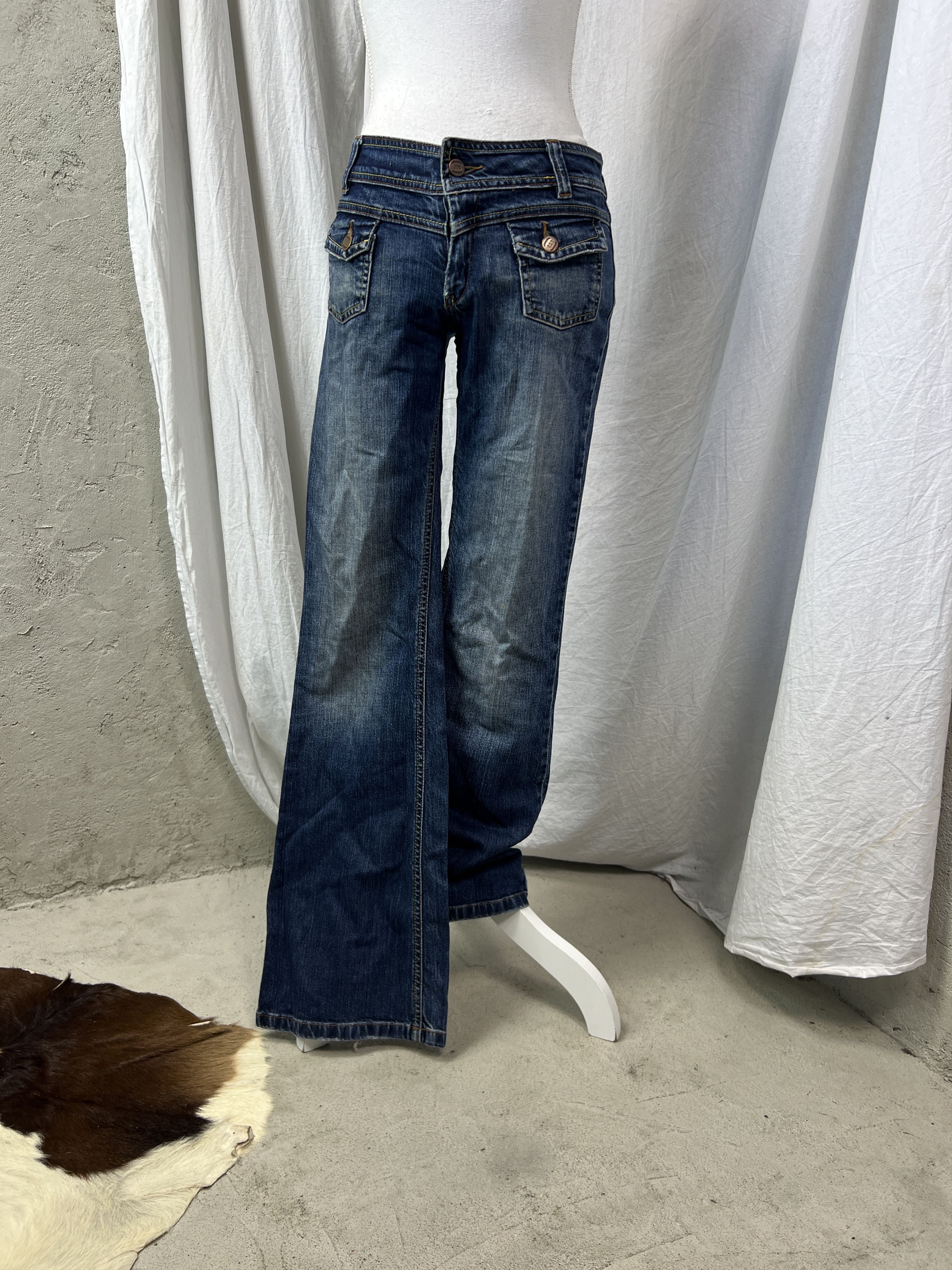 Vintage Vintage Denim Casual Streetwear Flared Jeans Y2K Size 25" / US 0 / IT 36 - 1 Thumbnail