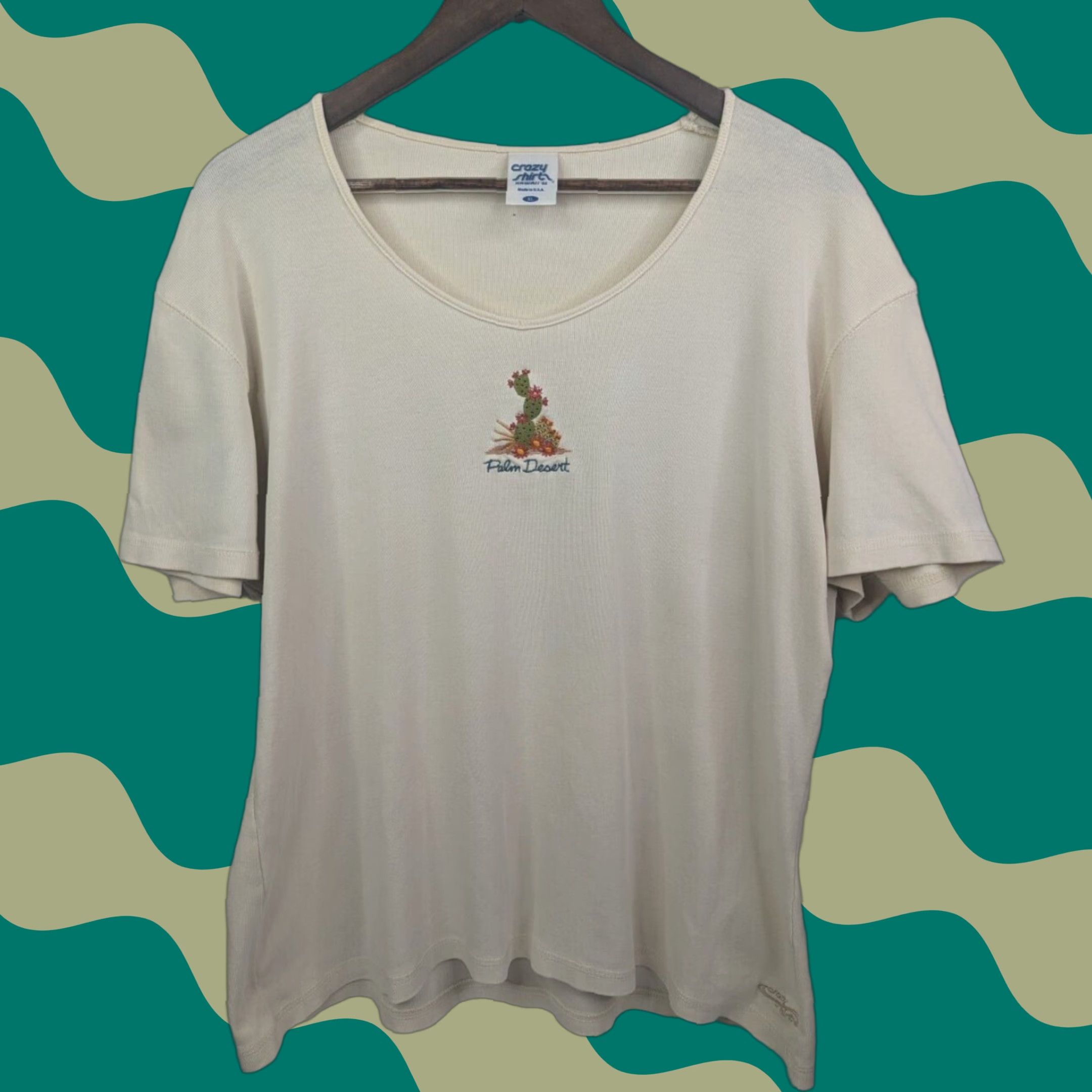 Vintage VINTAGE Crazy Shirts Hawaii Palm Desert Scoop Neck Beige Top Size XL Combed Cotton Shirt Graphic Tee Women D Size XL / US 12-14 / IT 48-50 - 1 Thumbnail