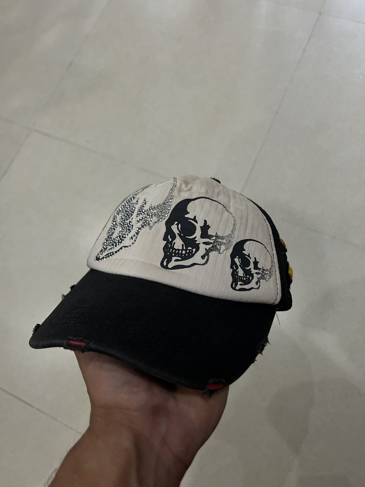 Japanese Brand × Vintage 00’a SKULL CAP Y2K AVANT-GARDE RARE RETRO BIG LOGO Size ONE SIZE - 1 Thumbnail