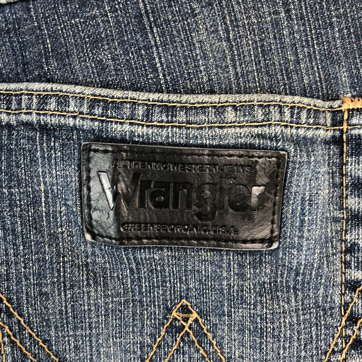 Wrangler Wrangler Blue vintage ripped Distressed Denim Pants #A2381 Size US 36 / EU 52 - 19 Thumbnail