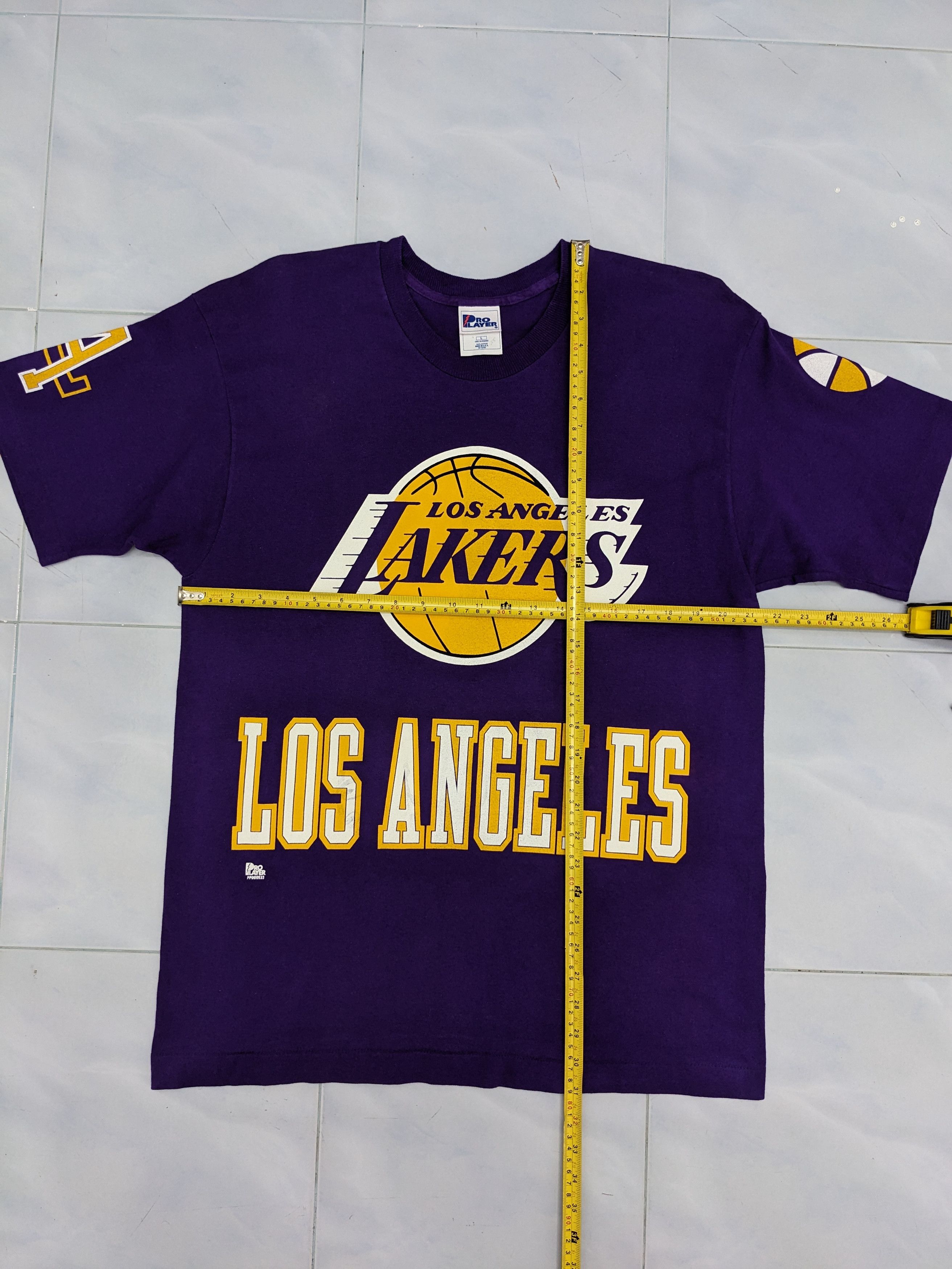 NBA Vintage L.A. Lakers X Pro Player X Nba Tshirt Size US L / EU 52-54 / 3 - 9 Thumbnail