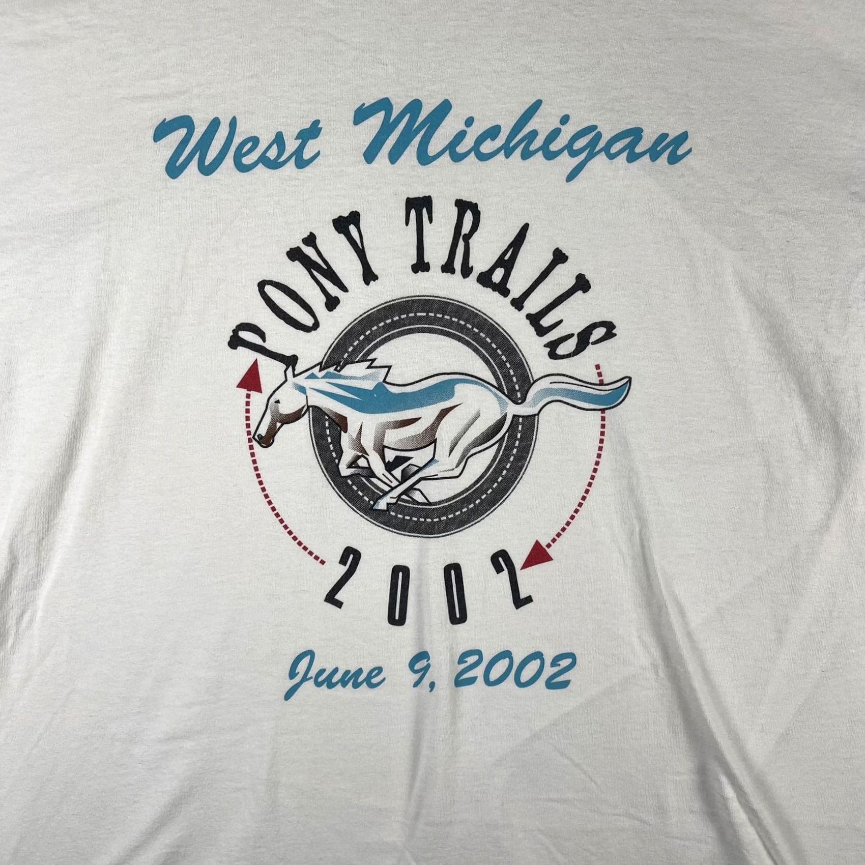 Gildan VINTAGE Mustang Pony Trails Shirt Mens XL White West Michigan 2002 Car Club 00s Size US XL / EU 56 / 4 - 3 Thumbnail