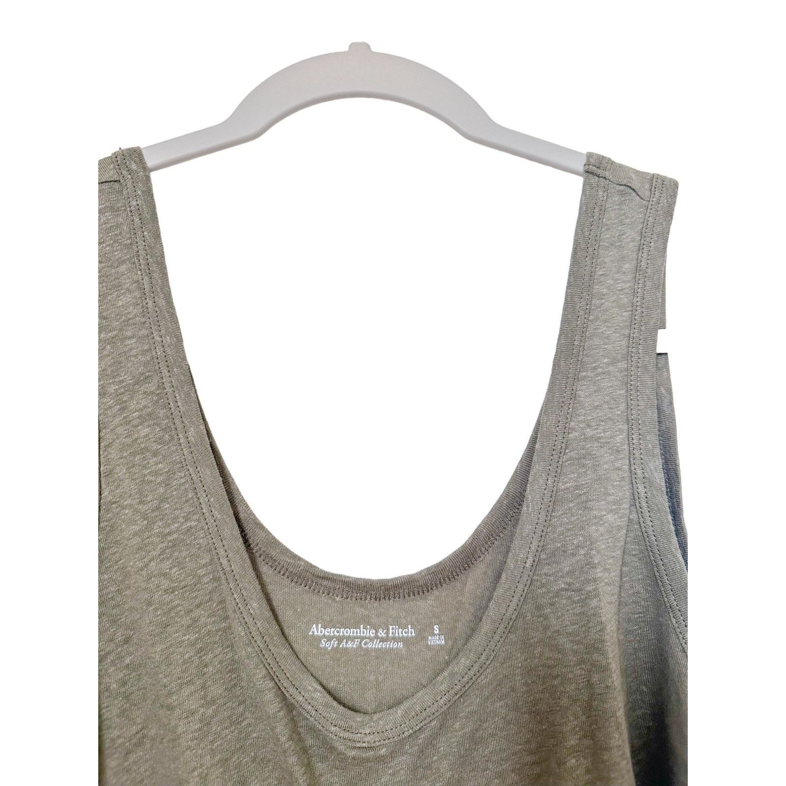 Abercrombie & Fitch Abercrombie & Fitch Basic Tank, Size S Size S / US 4 / IT 40 - 3 Thumbnail