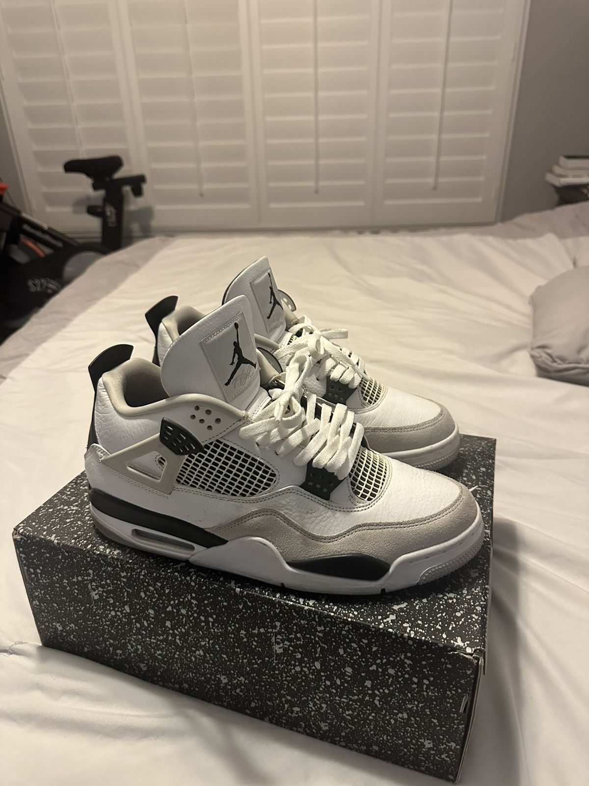 Jordan Brand × Vintage Jordan 4 Military Black Size US 12 / EU 45 - 3 Thumbnail